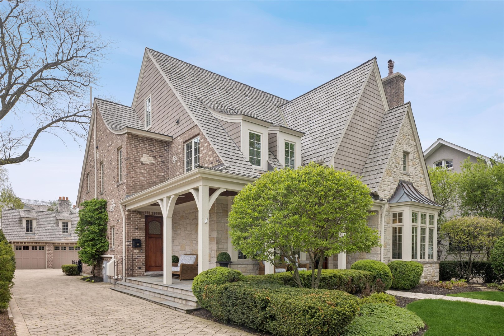 729 S Lincoln Street