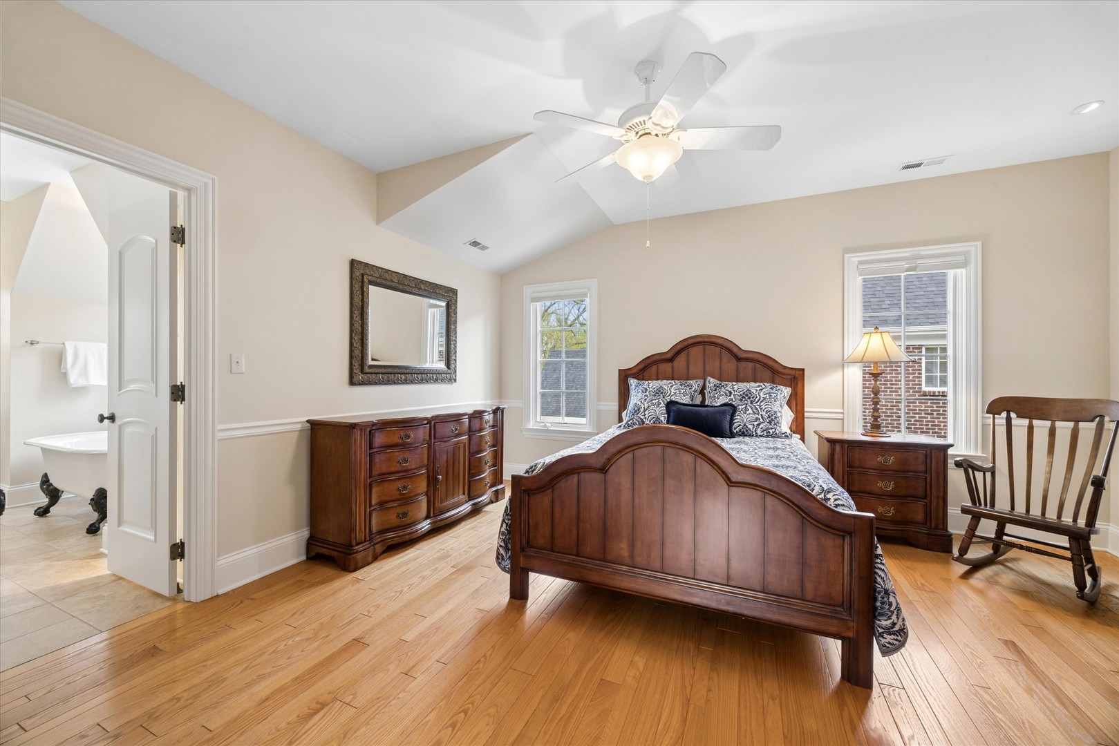 729 S Lincoln Street