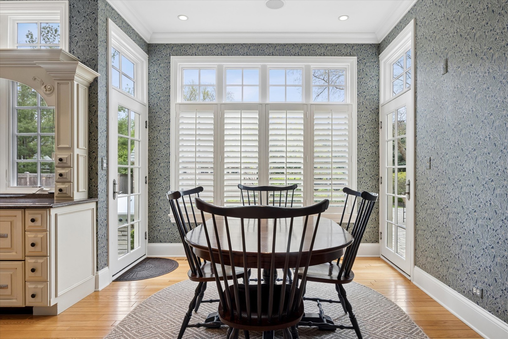 729 S Lincoln Street