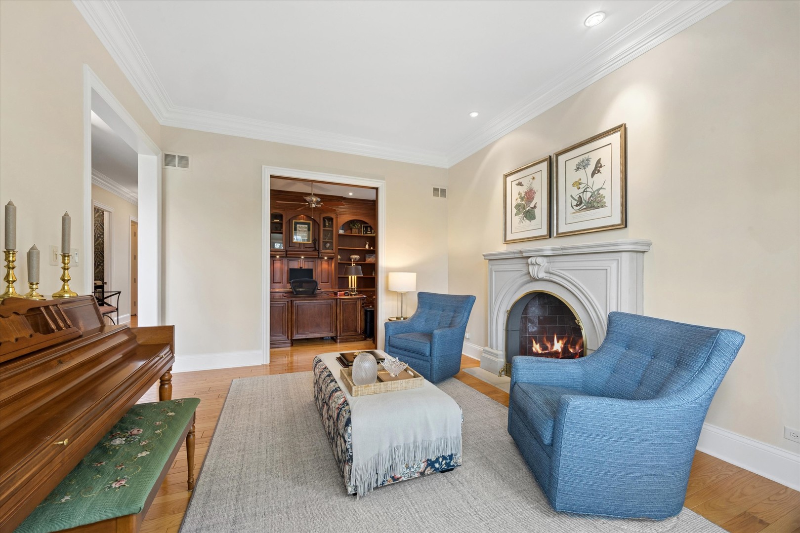 729 S Lincoln Street