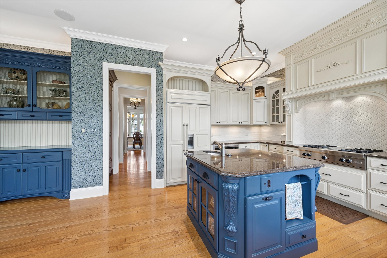 729 S Lincoln Street