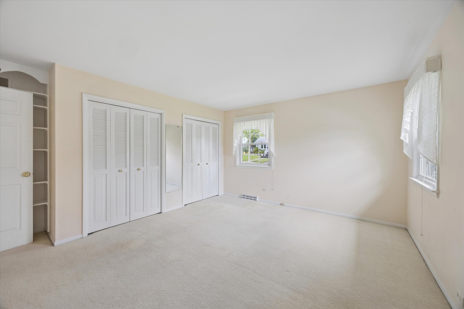 801 S Madison Street