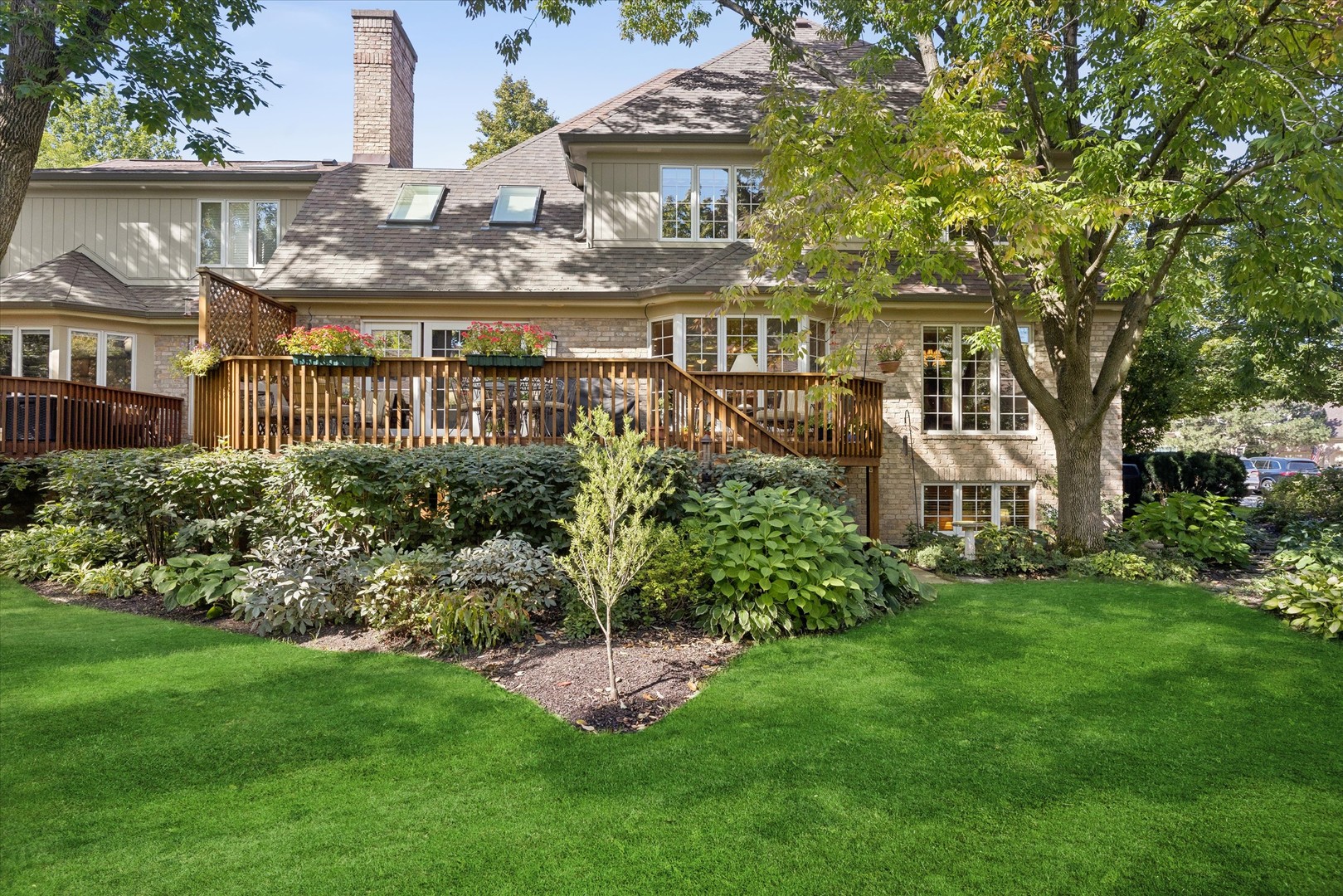 24 Tartan Lakes Court