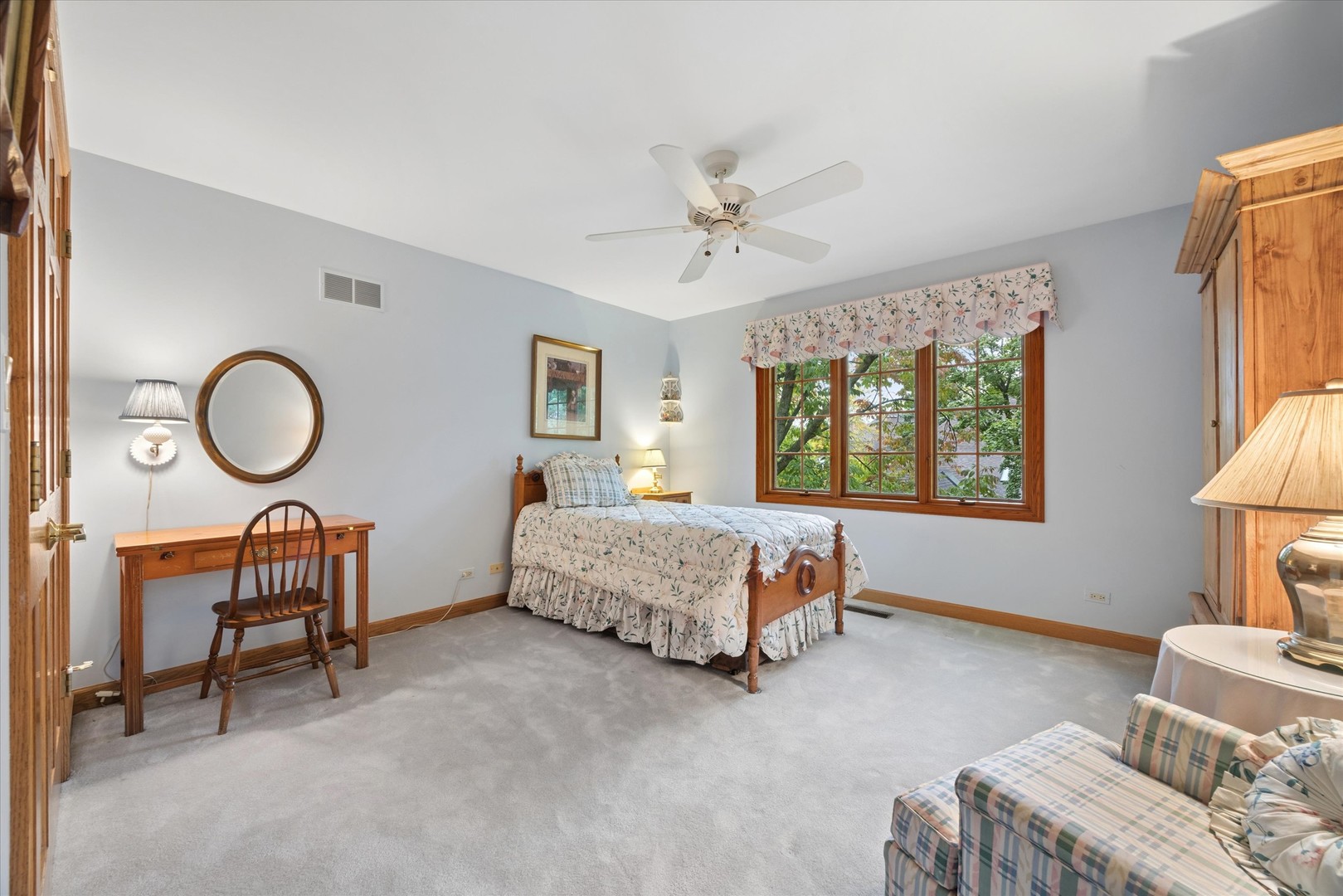 24 Tartan Lakes Court
