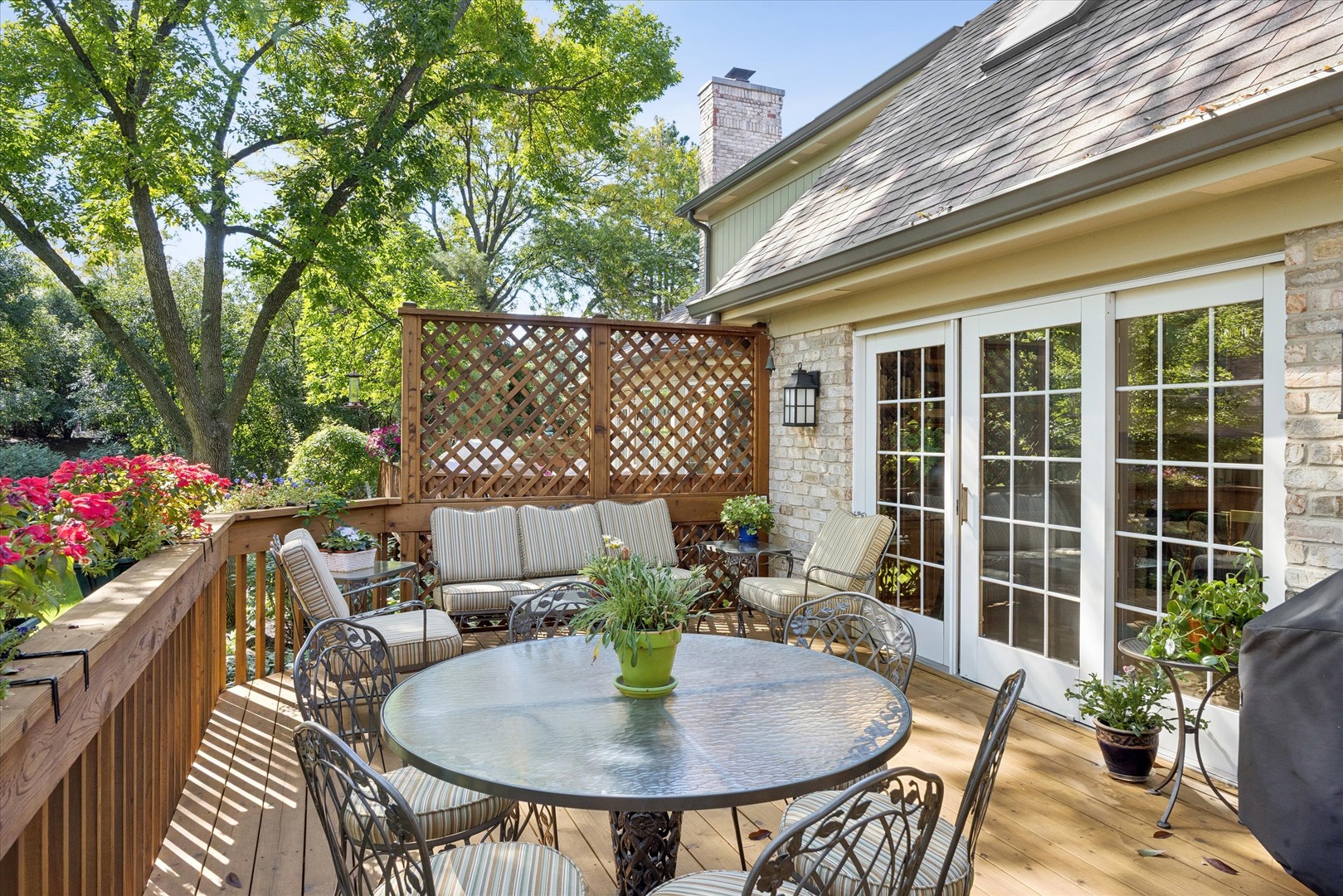 24 Tartan Lakes Court