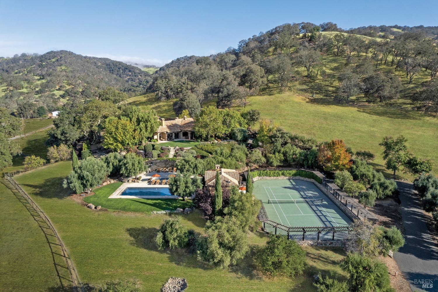 1320 Wooden Valley Rd