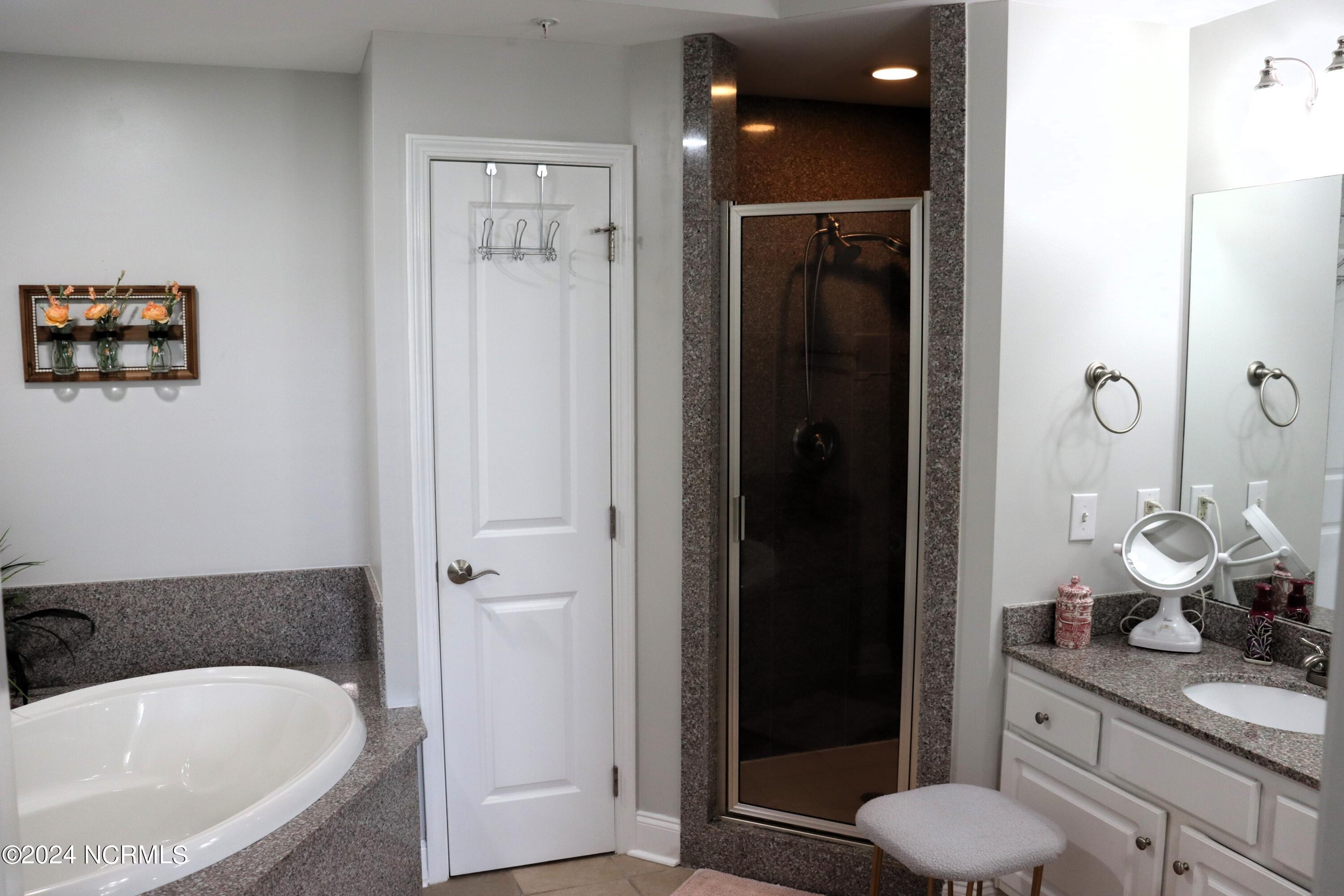 4100 Marsh Grove Lane, Unit 4207