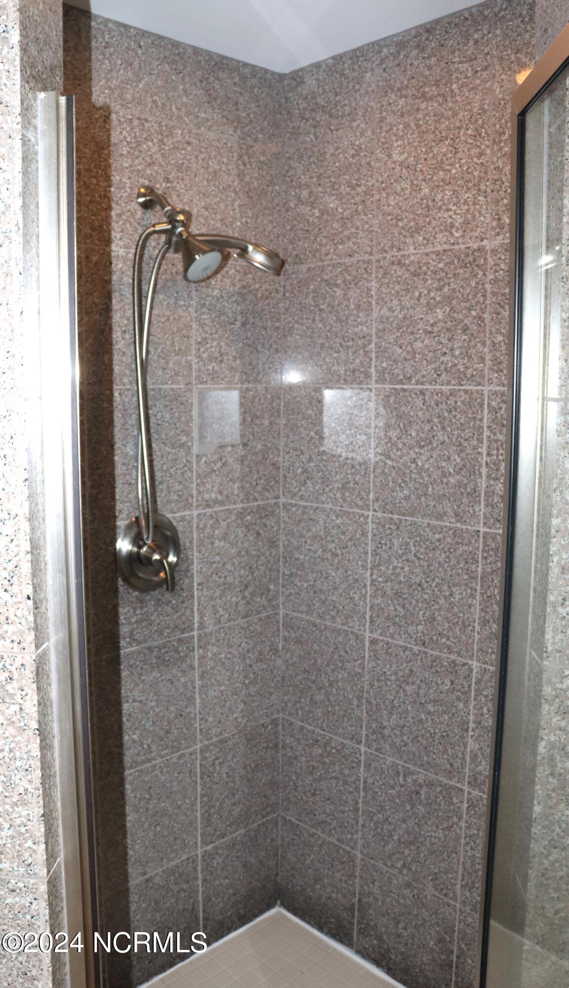 4100 Marsh Grove Lane, Unit 4207