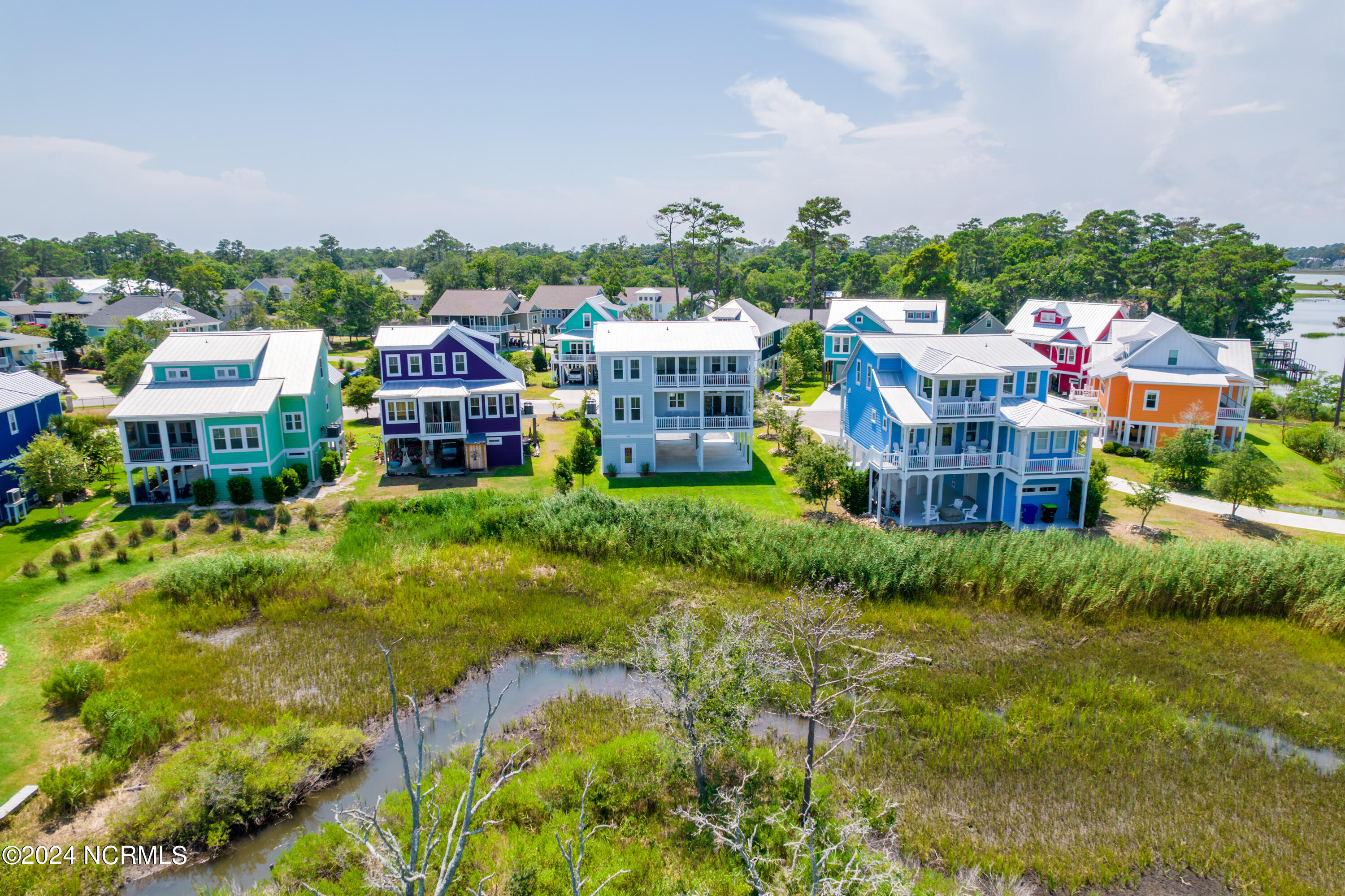 108 Lucas Cove