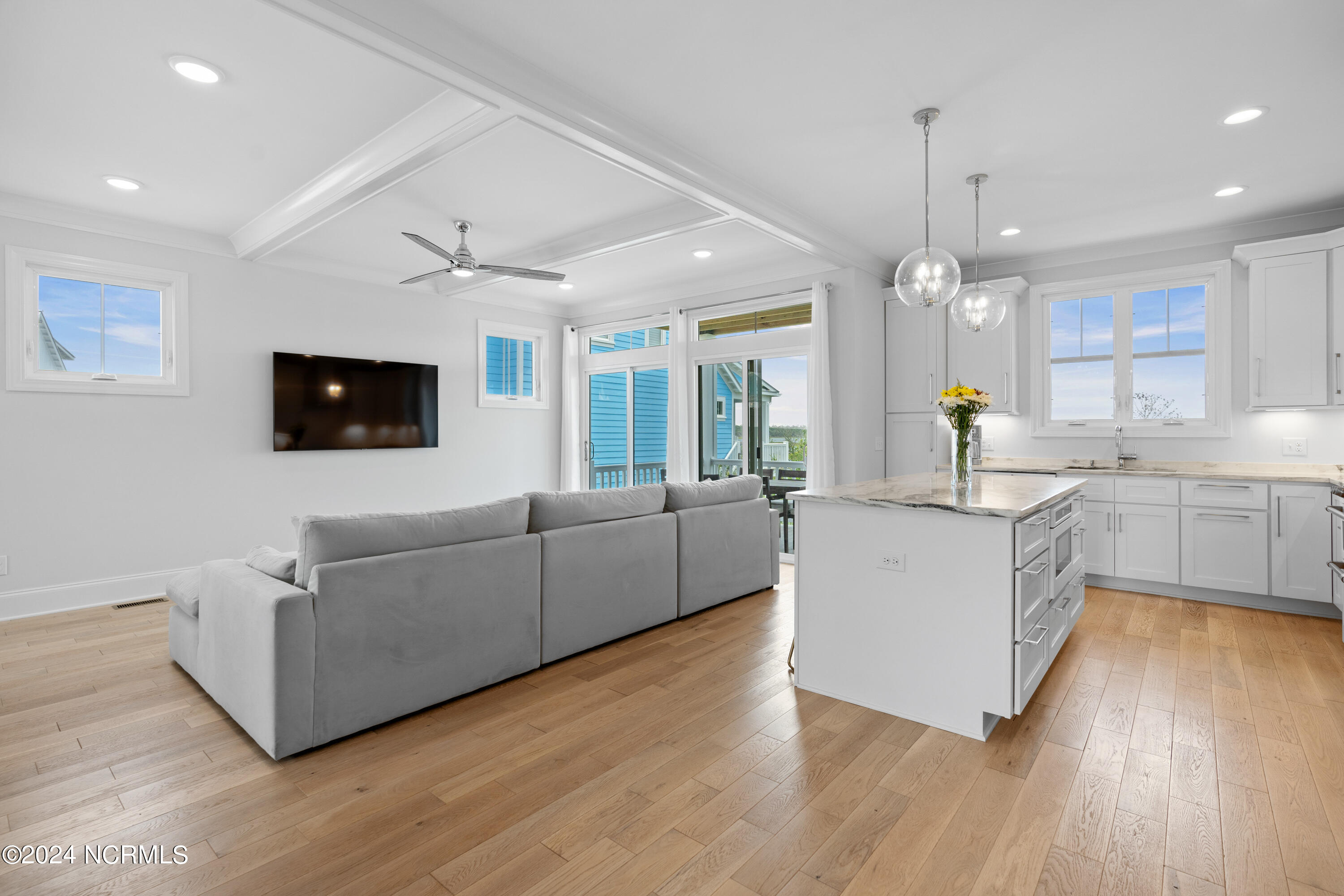 108 Lucas Cove