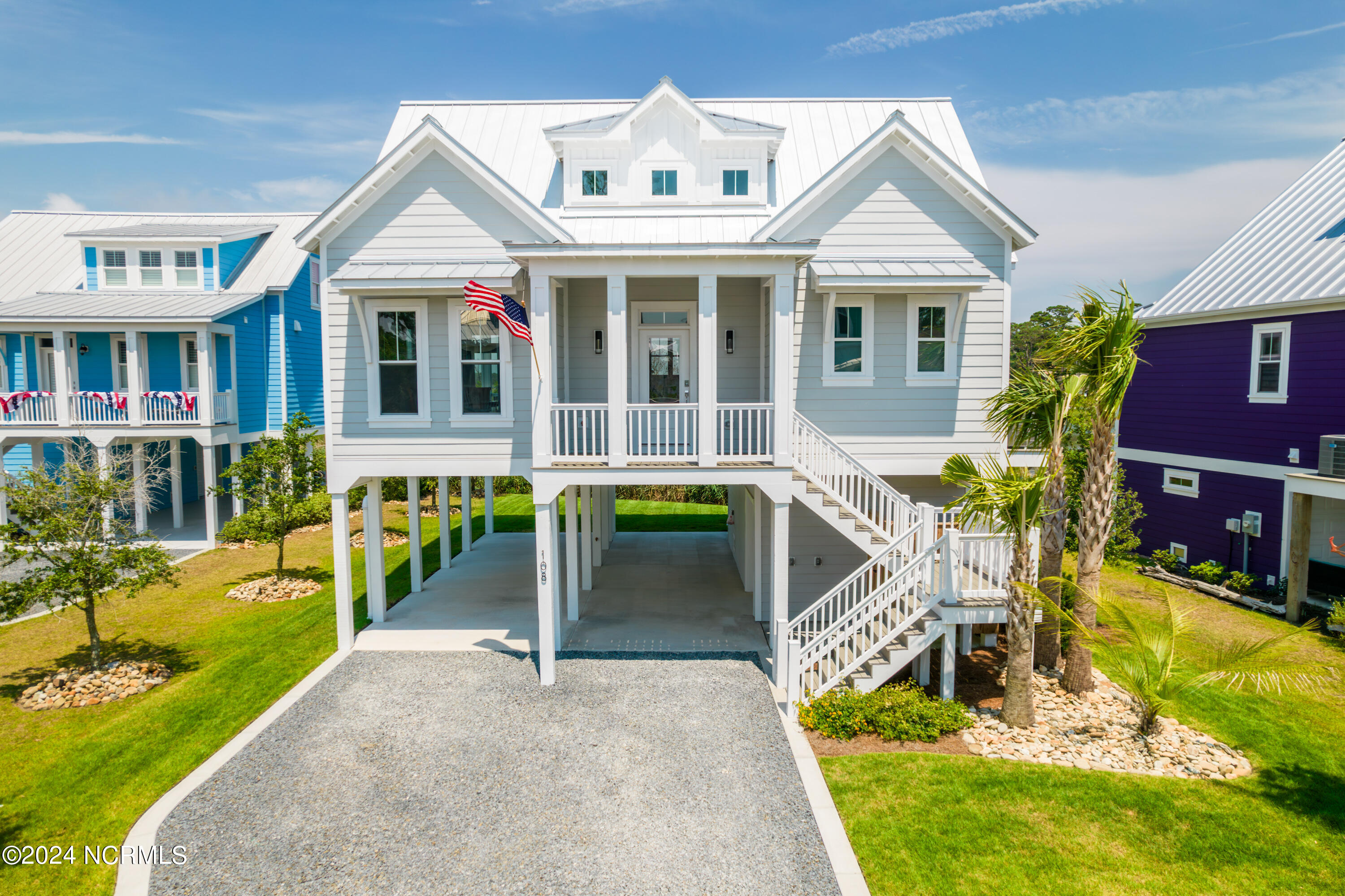 108 Lucas Cove