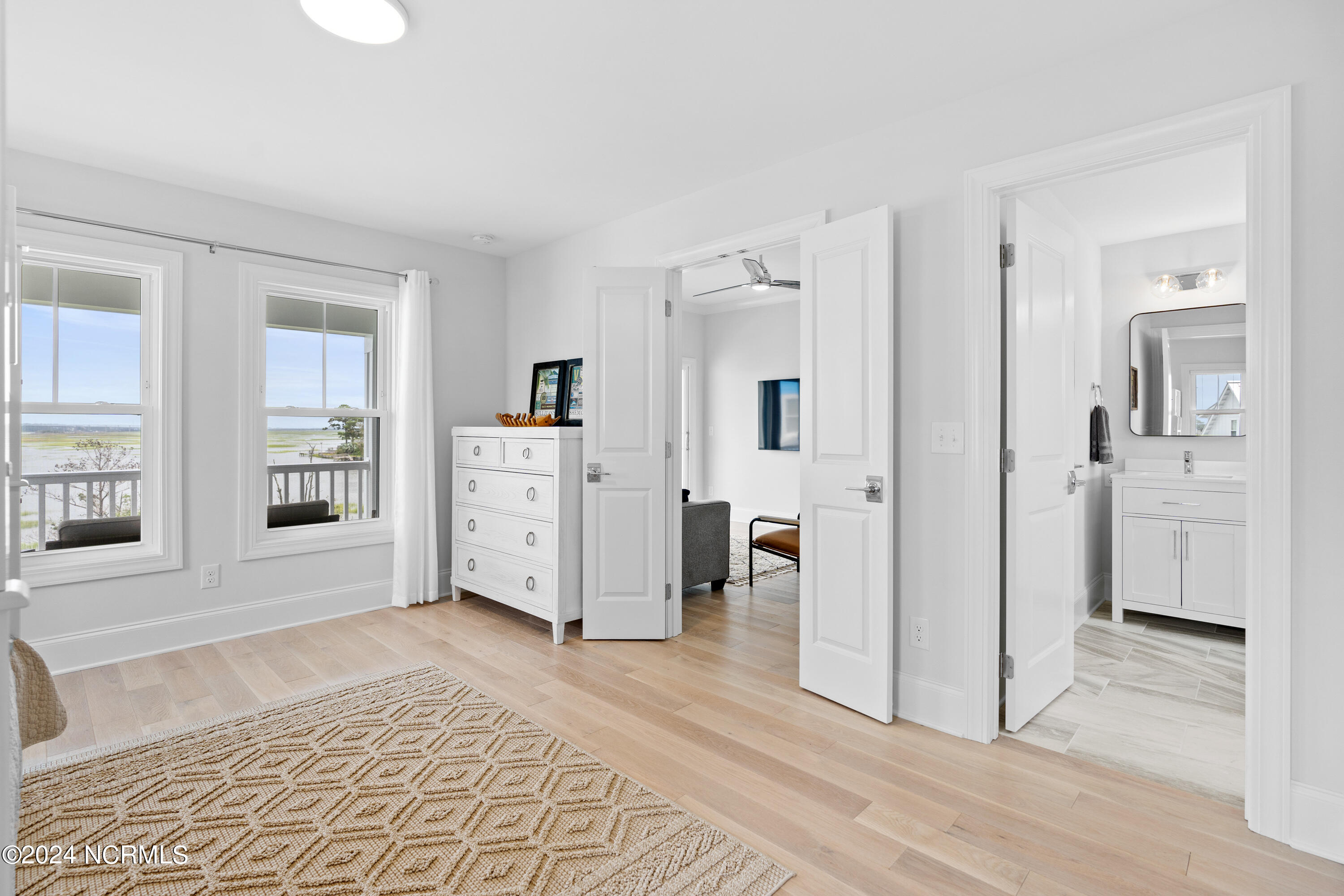108 Lucas Cove