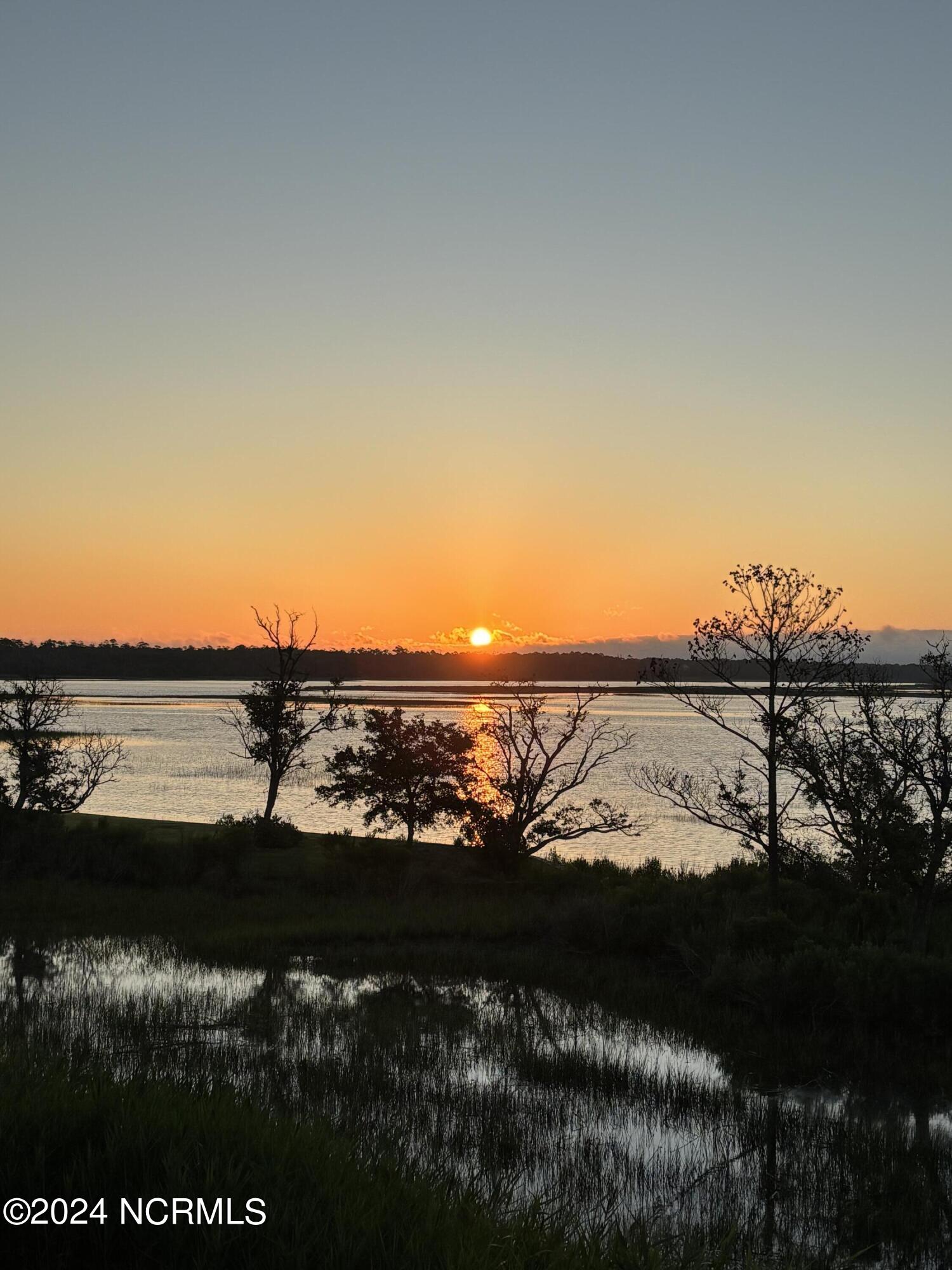 108 Lucas Cove