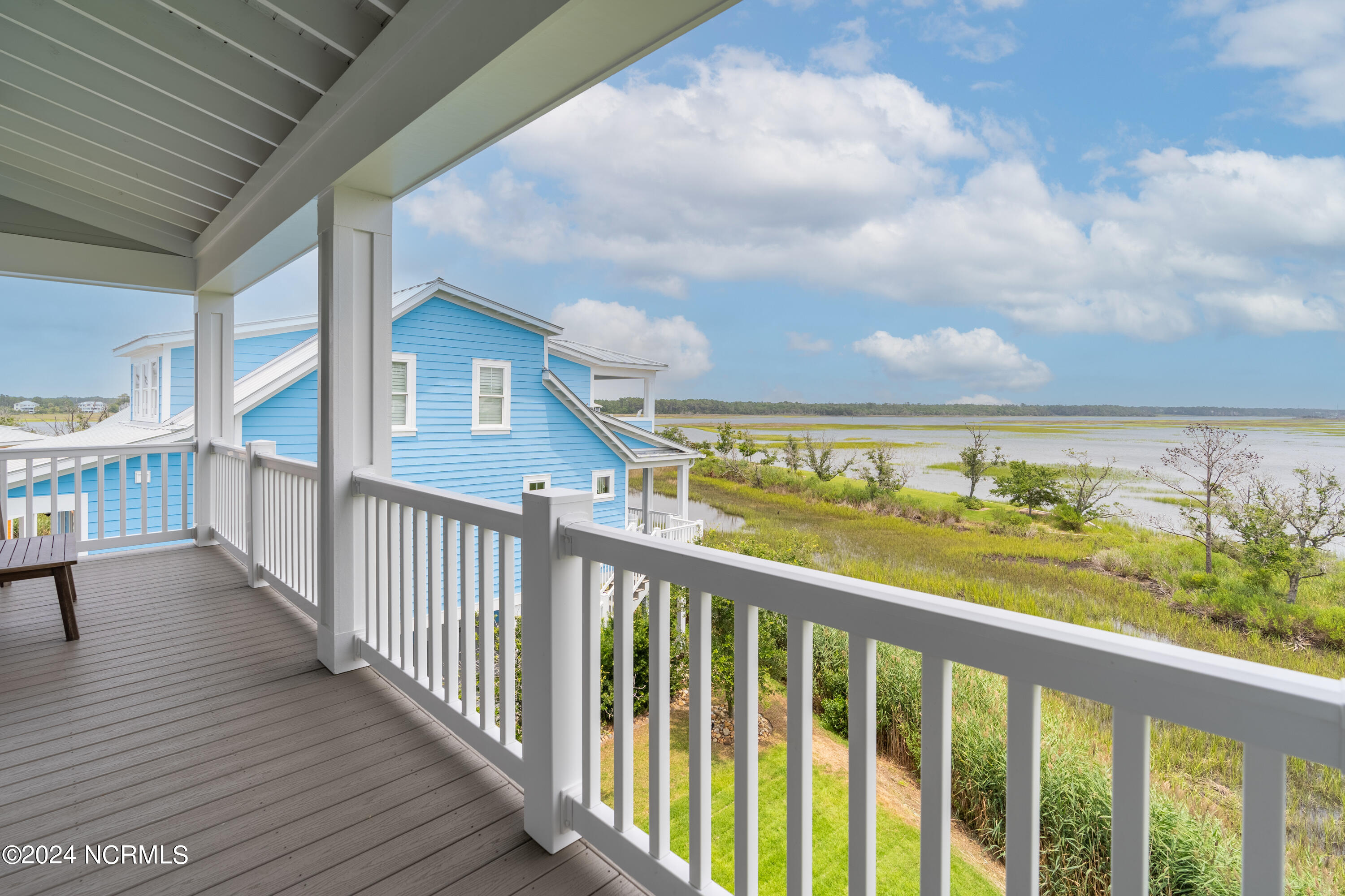 108 Lucas Cove