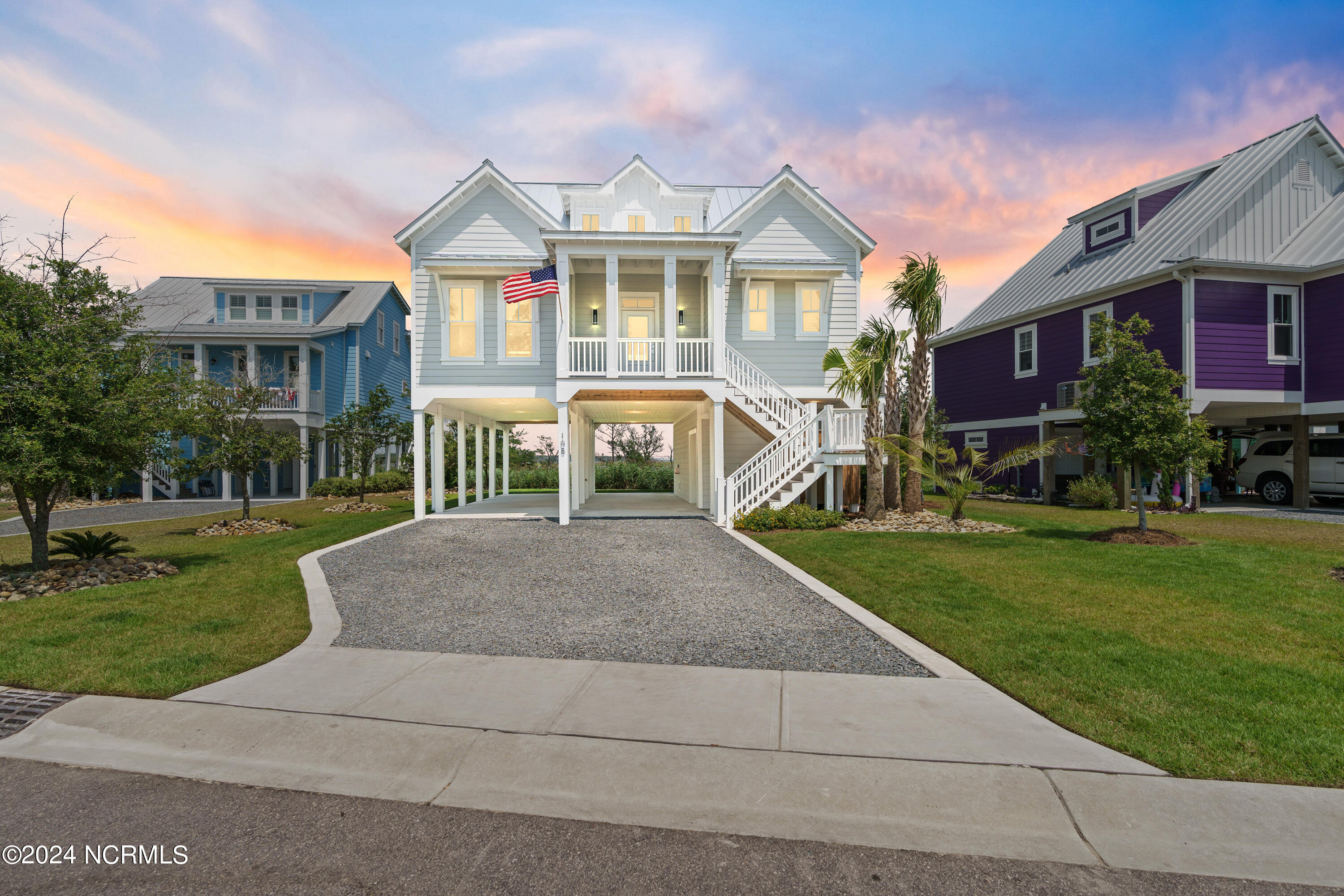 108 Lucas Cove