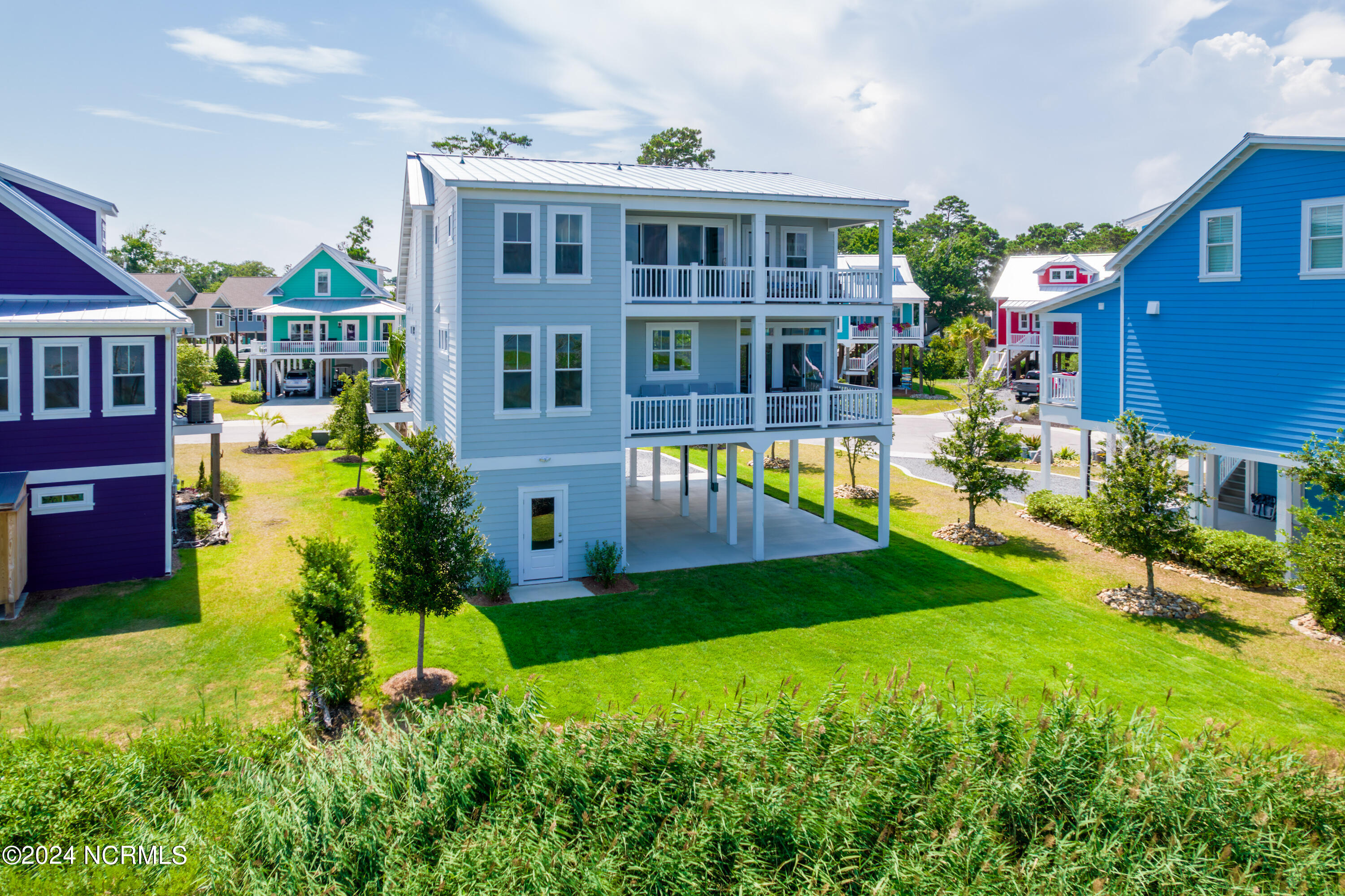 108 Lucas Cove
