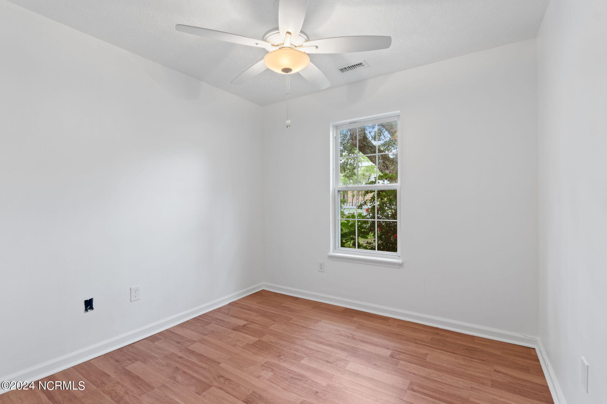 128 NE 14th Street