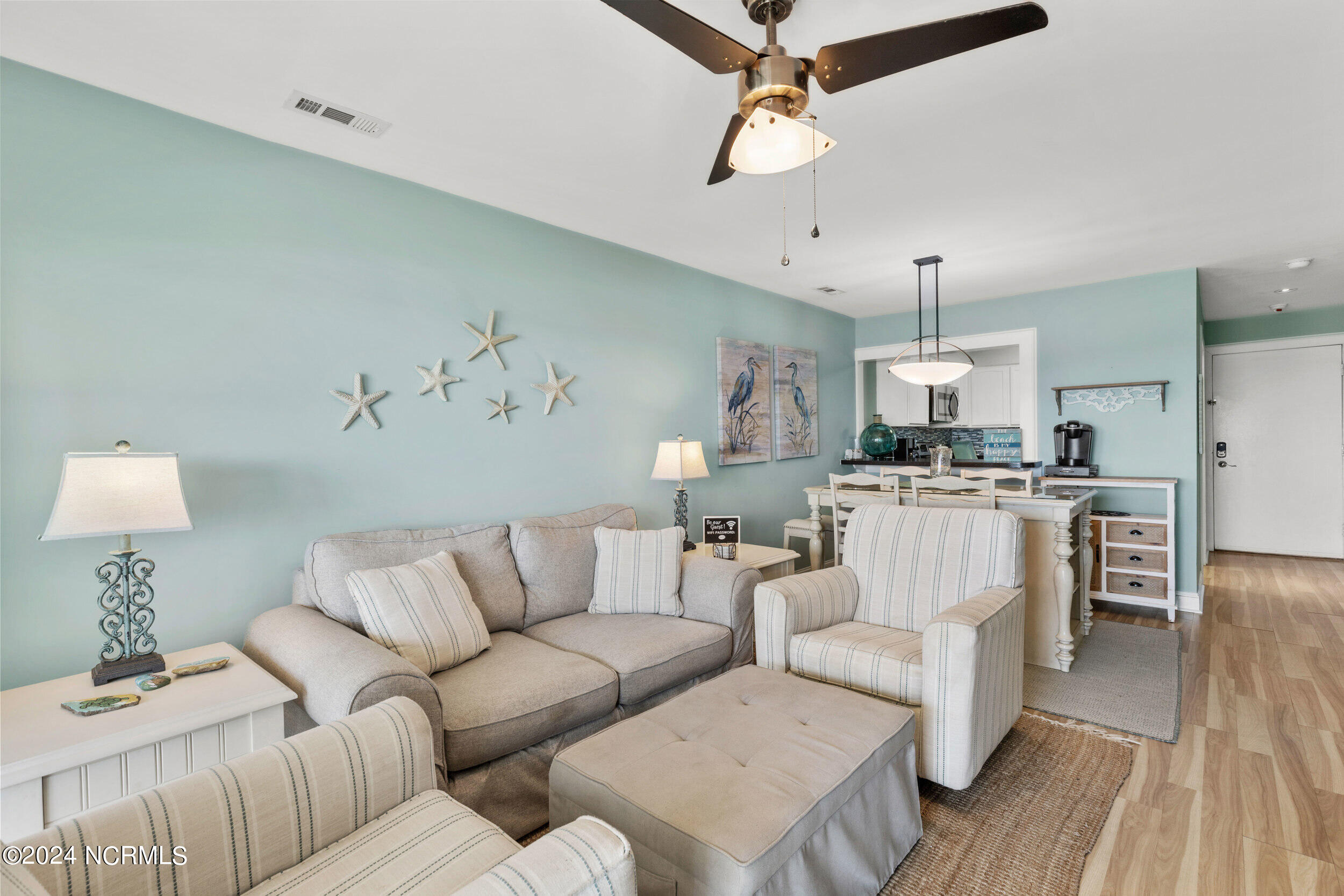 1000 Caswell Beach Road, 909