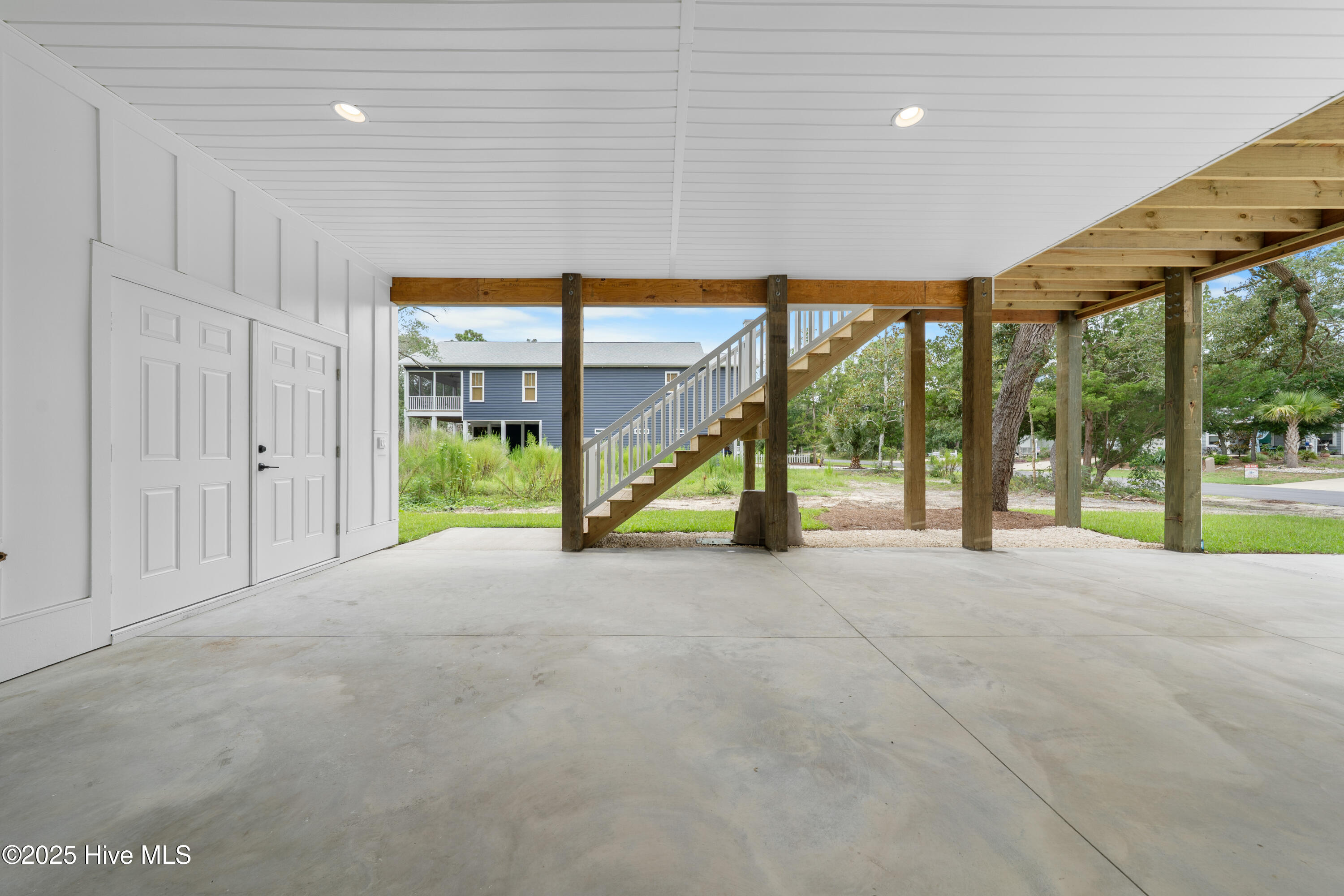 232 NE 38th Street