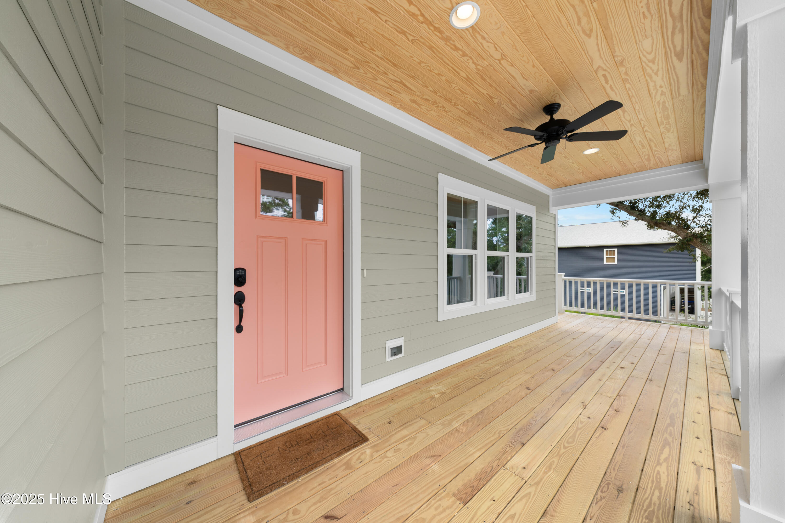 232 NE 38th Street