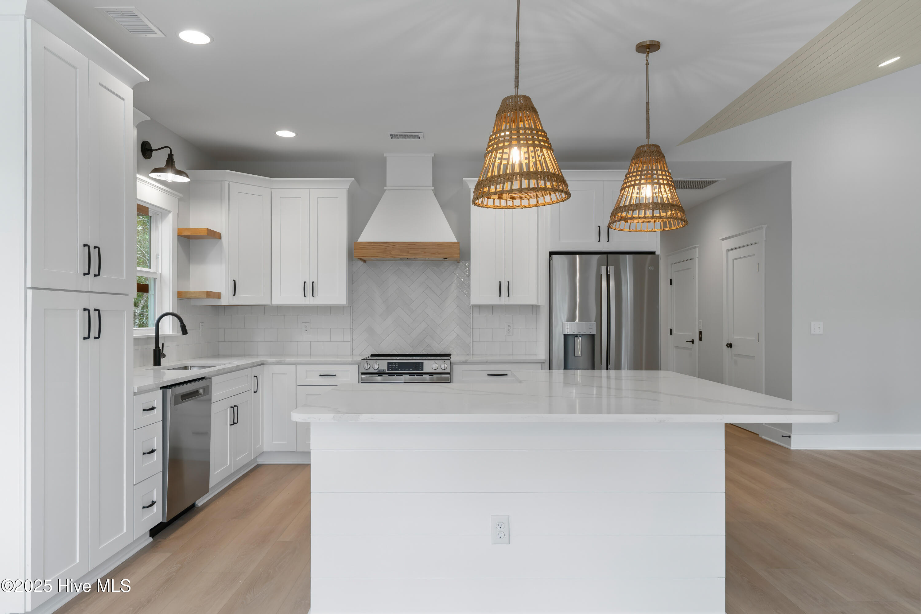 232 NE 38th Street