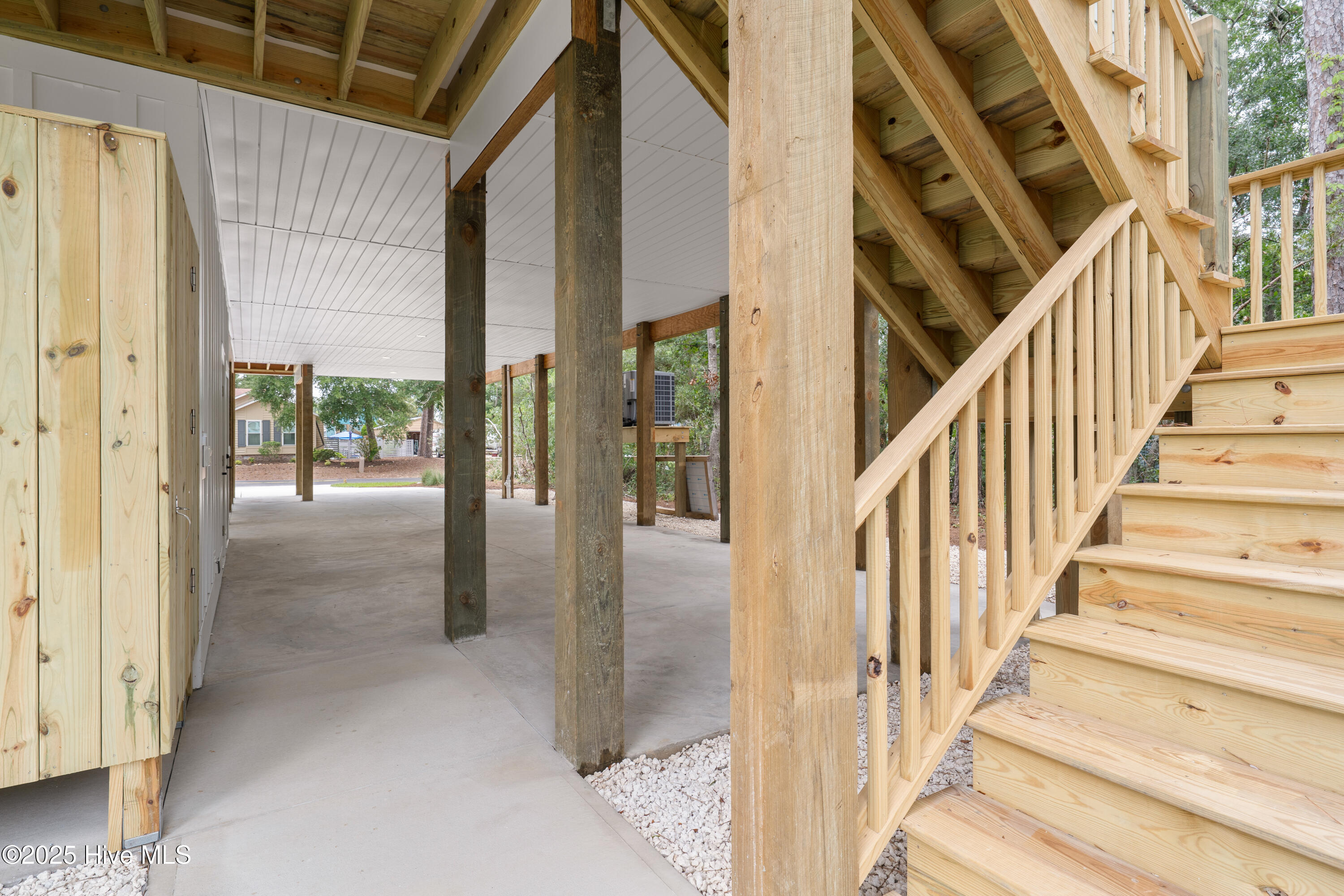 232 NE 38th Street