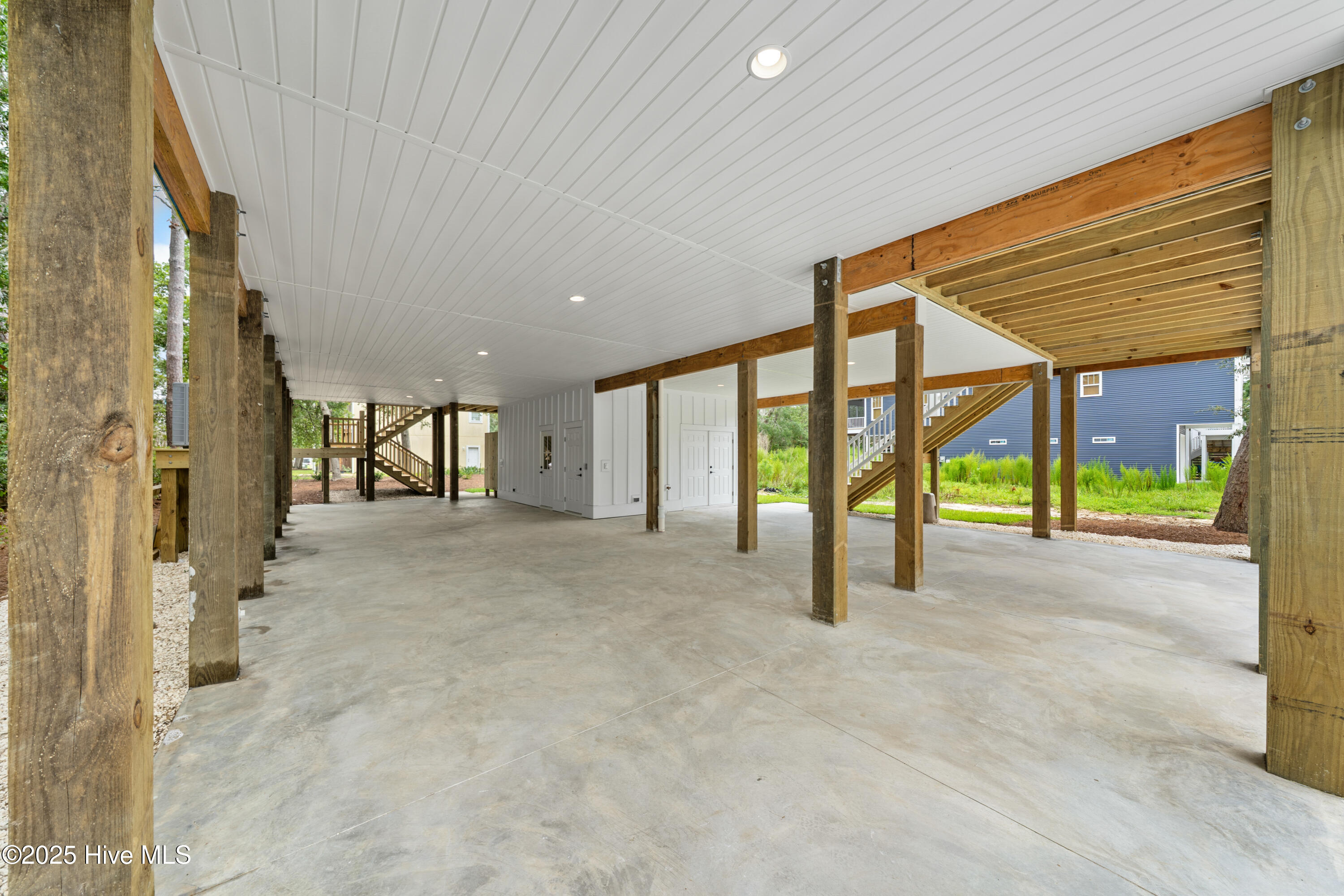 232 NE 38th Street