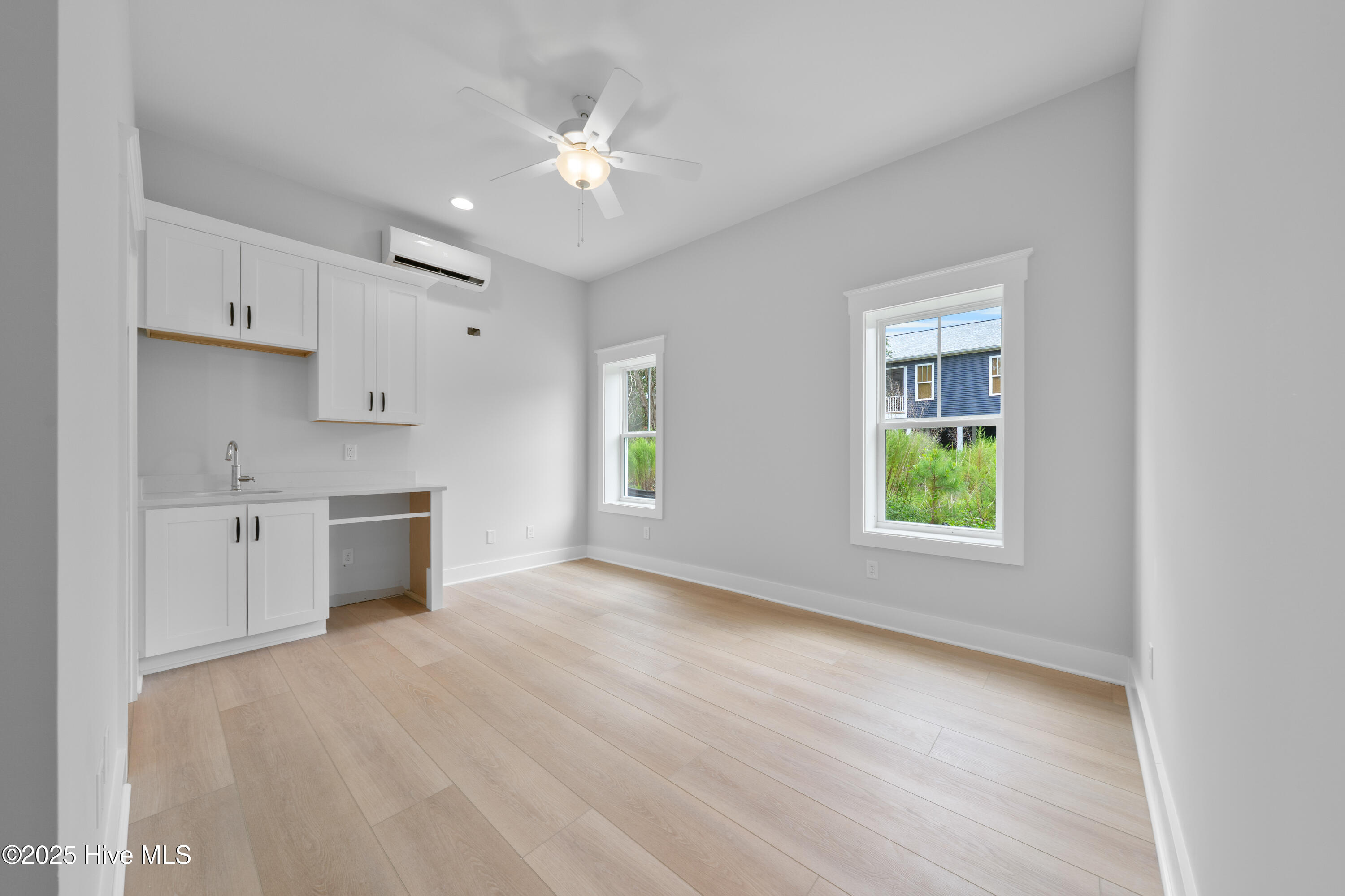 232 NE 38th Street