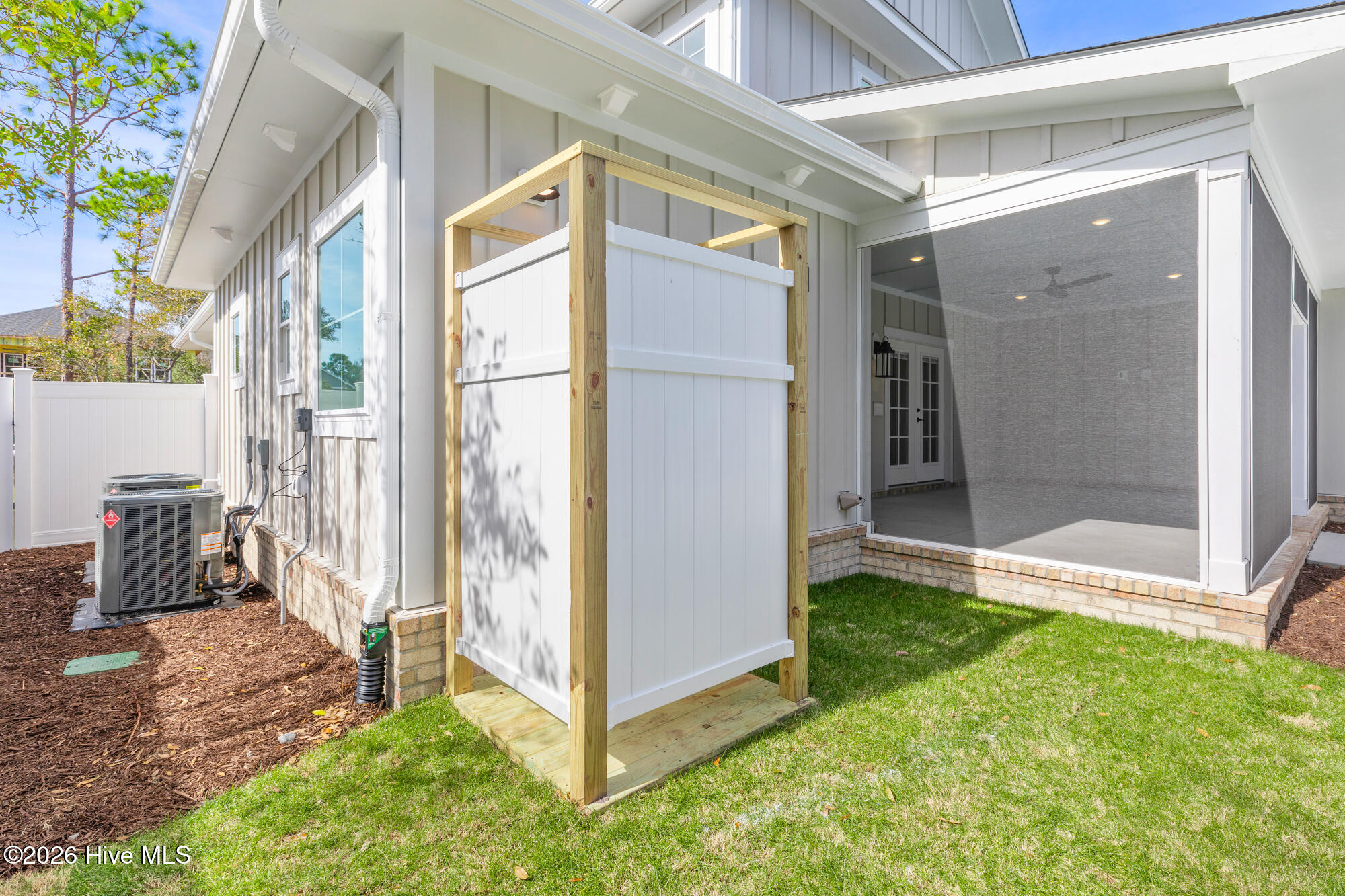 120 NE 17th Street