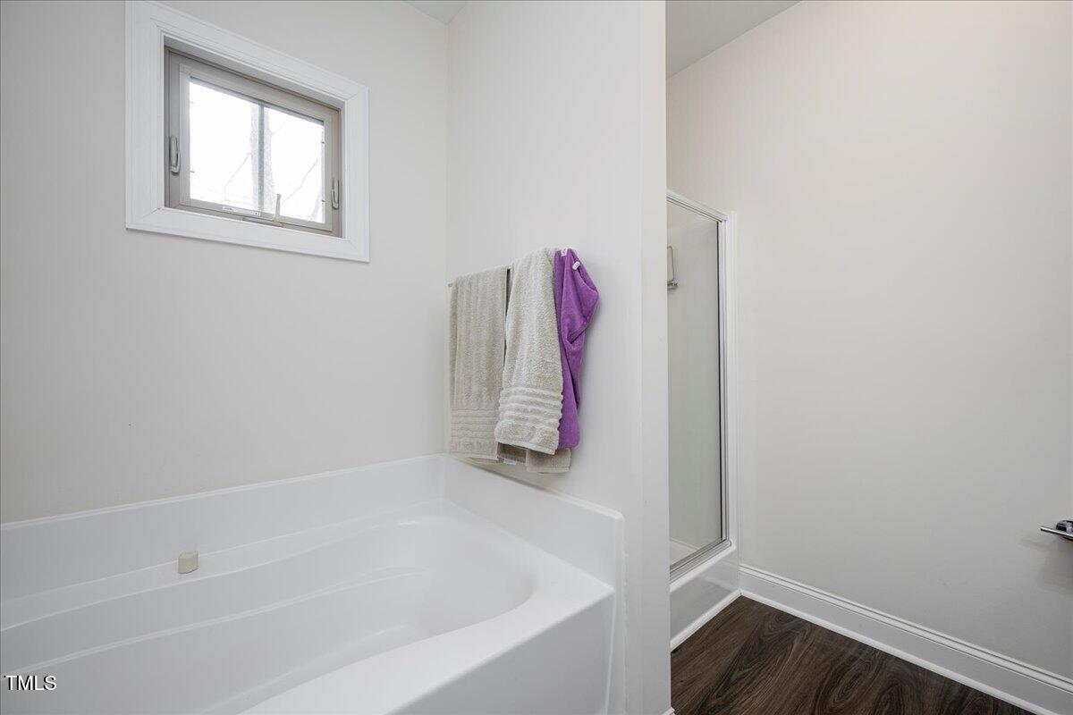 1403 Pineview Drive