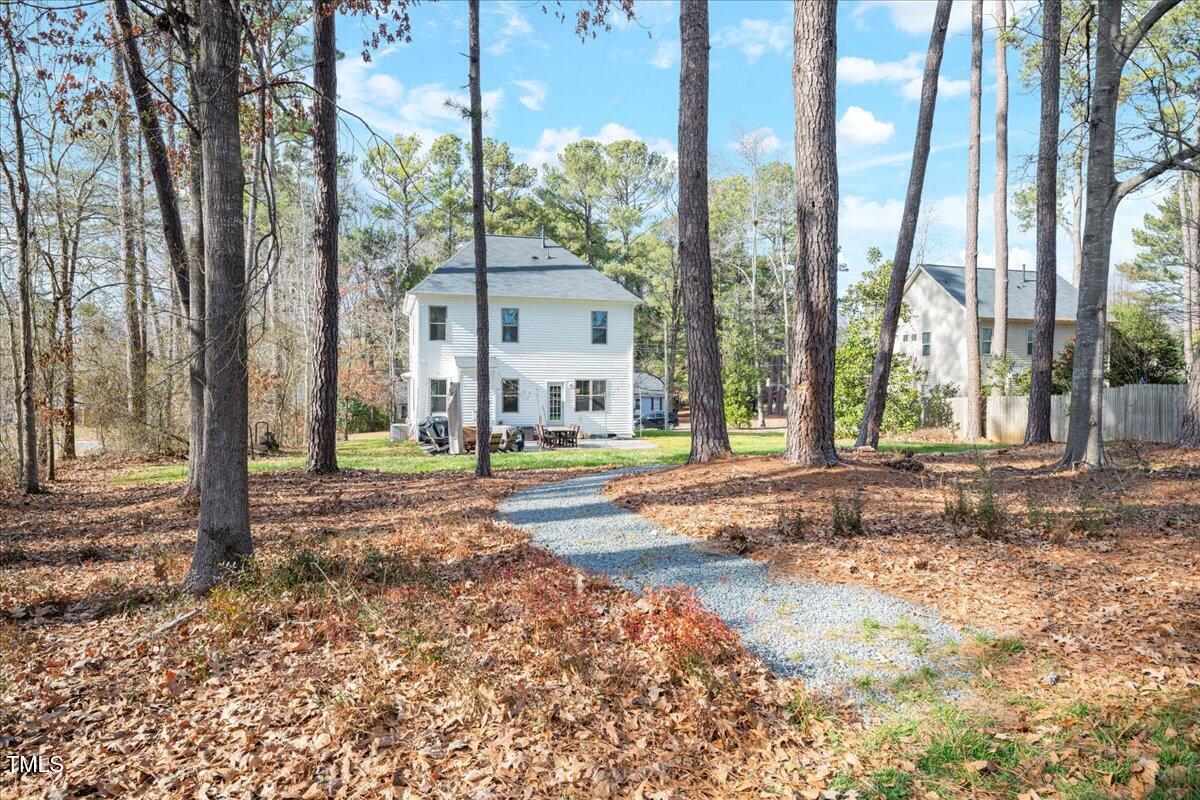 1403 Pineview Drive