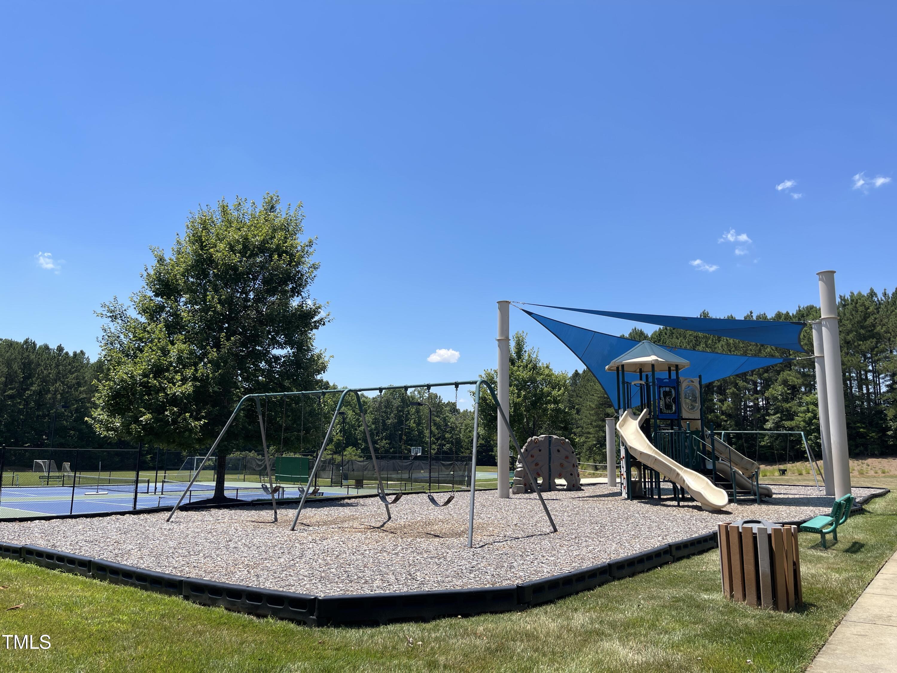 154 Colonial Trail Court