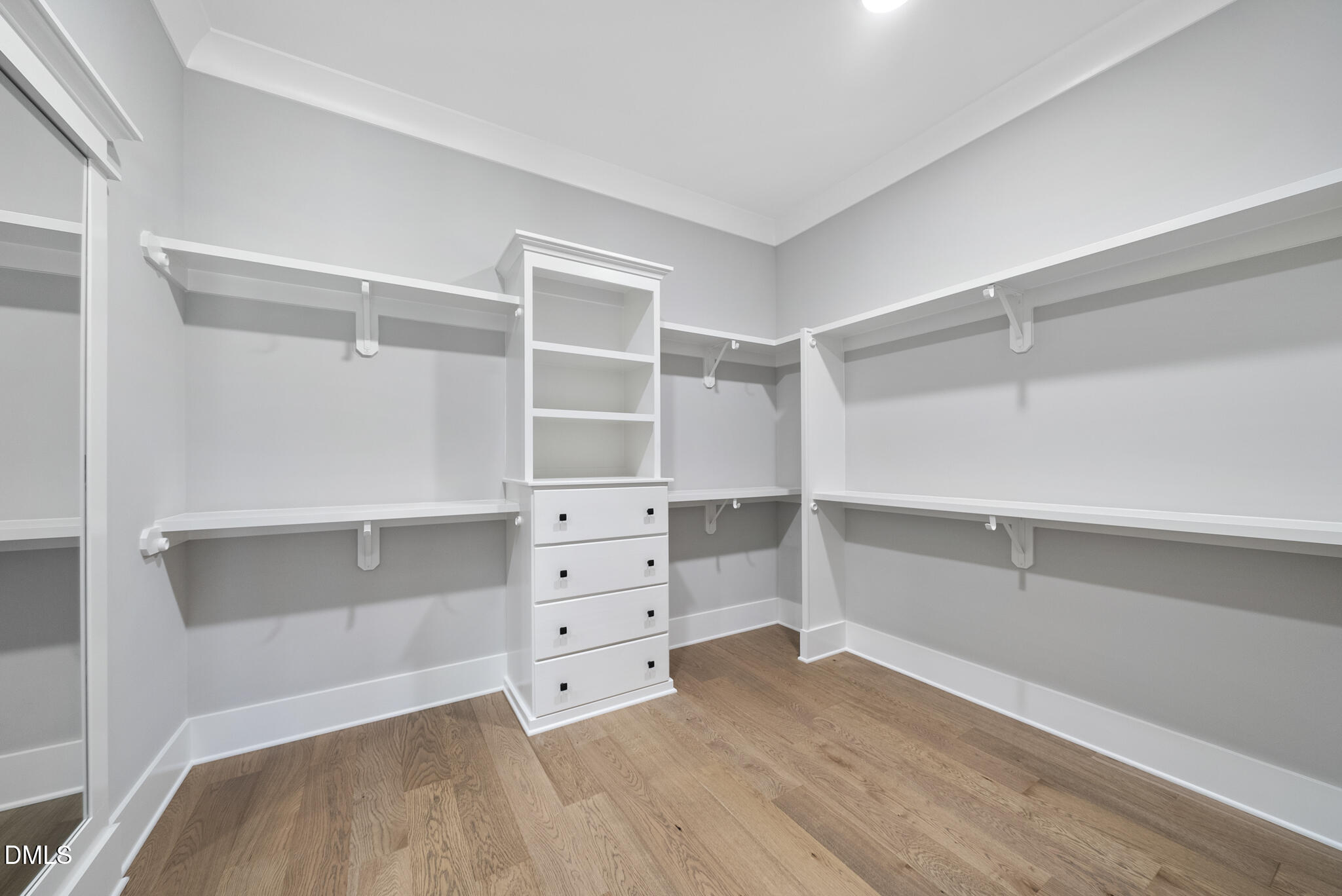 1528 Lake Adventure Court