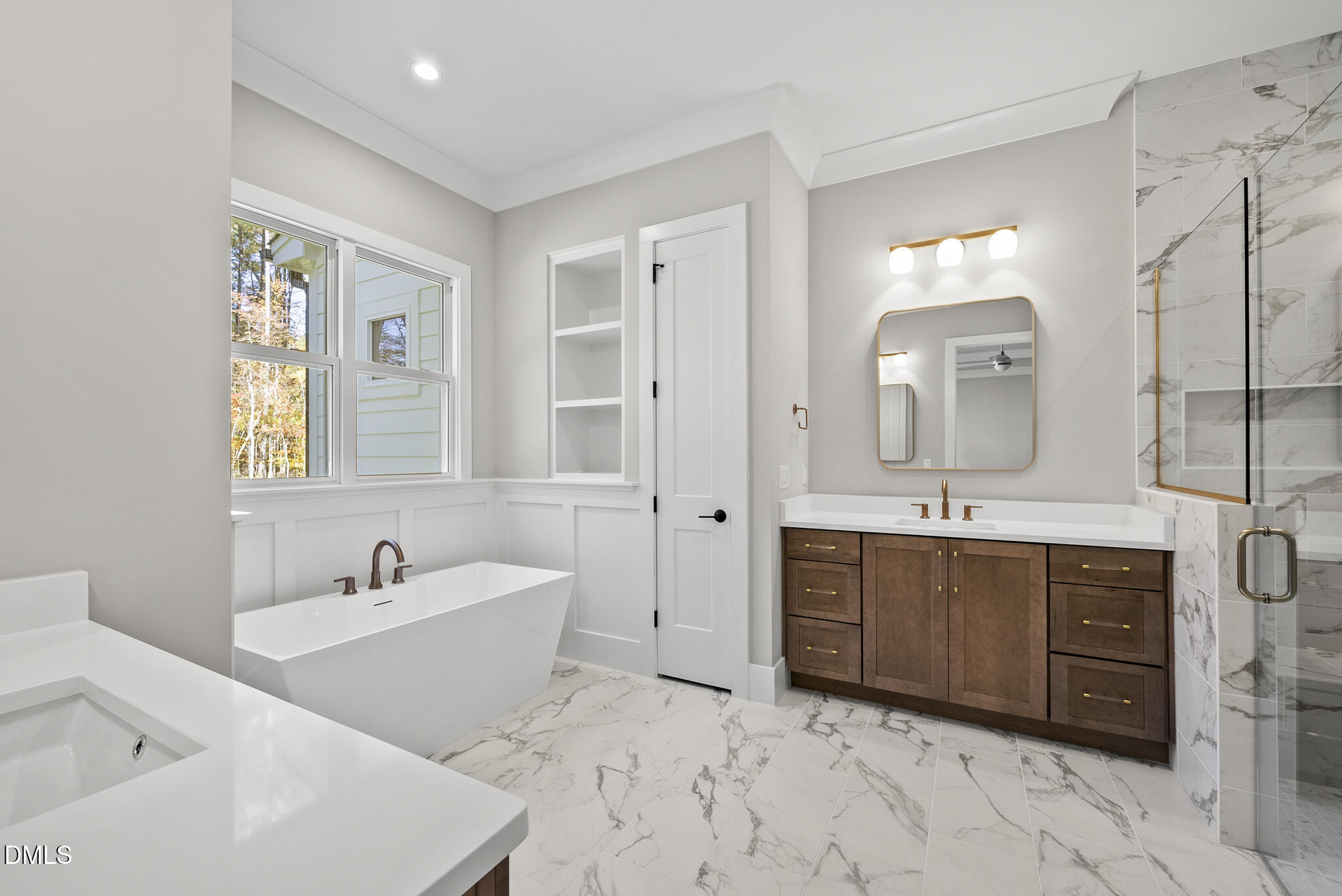 1528 Lake Adventure Court