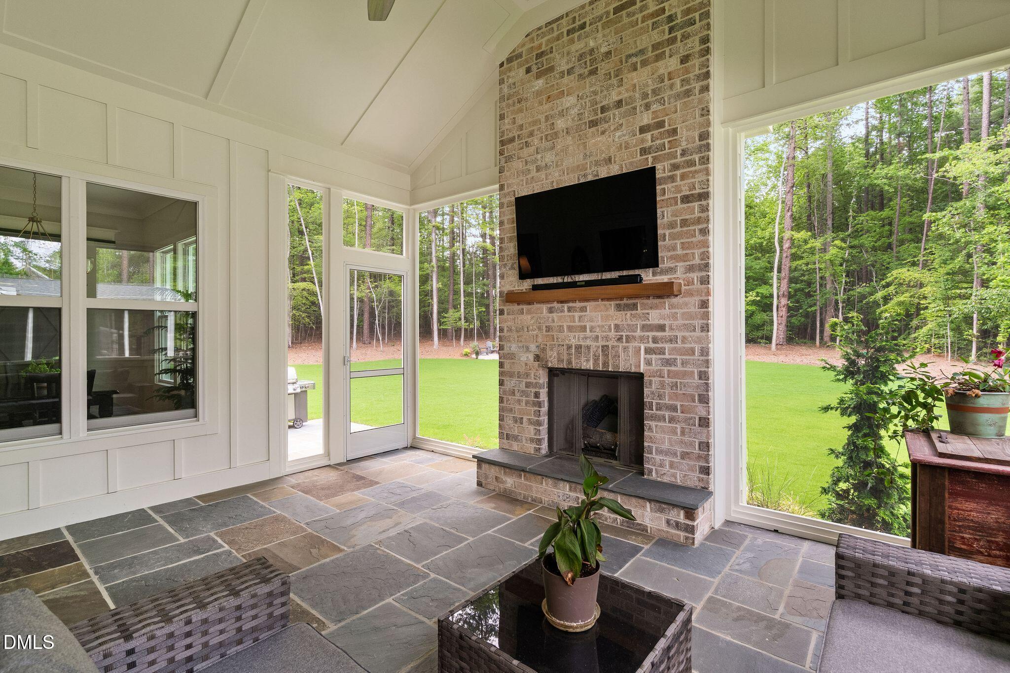 1528 Lake Adventure Court