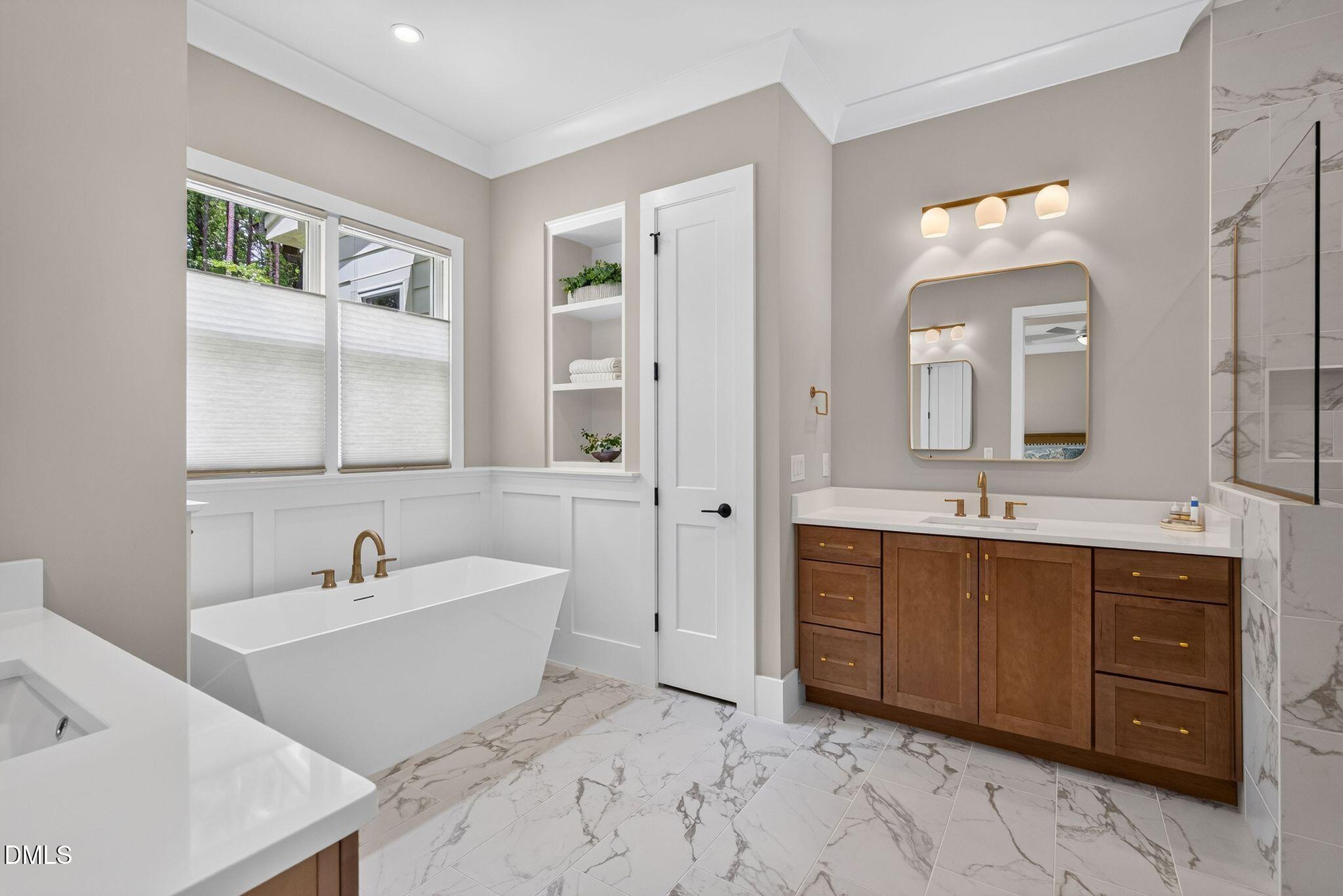 1528 Lake Adventure Court