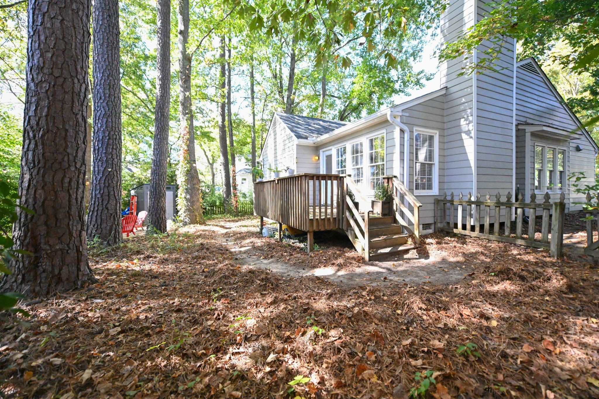 2404 Fields Of Broadlands Drive