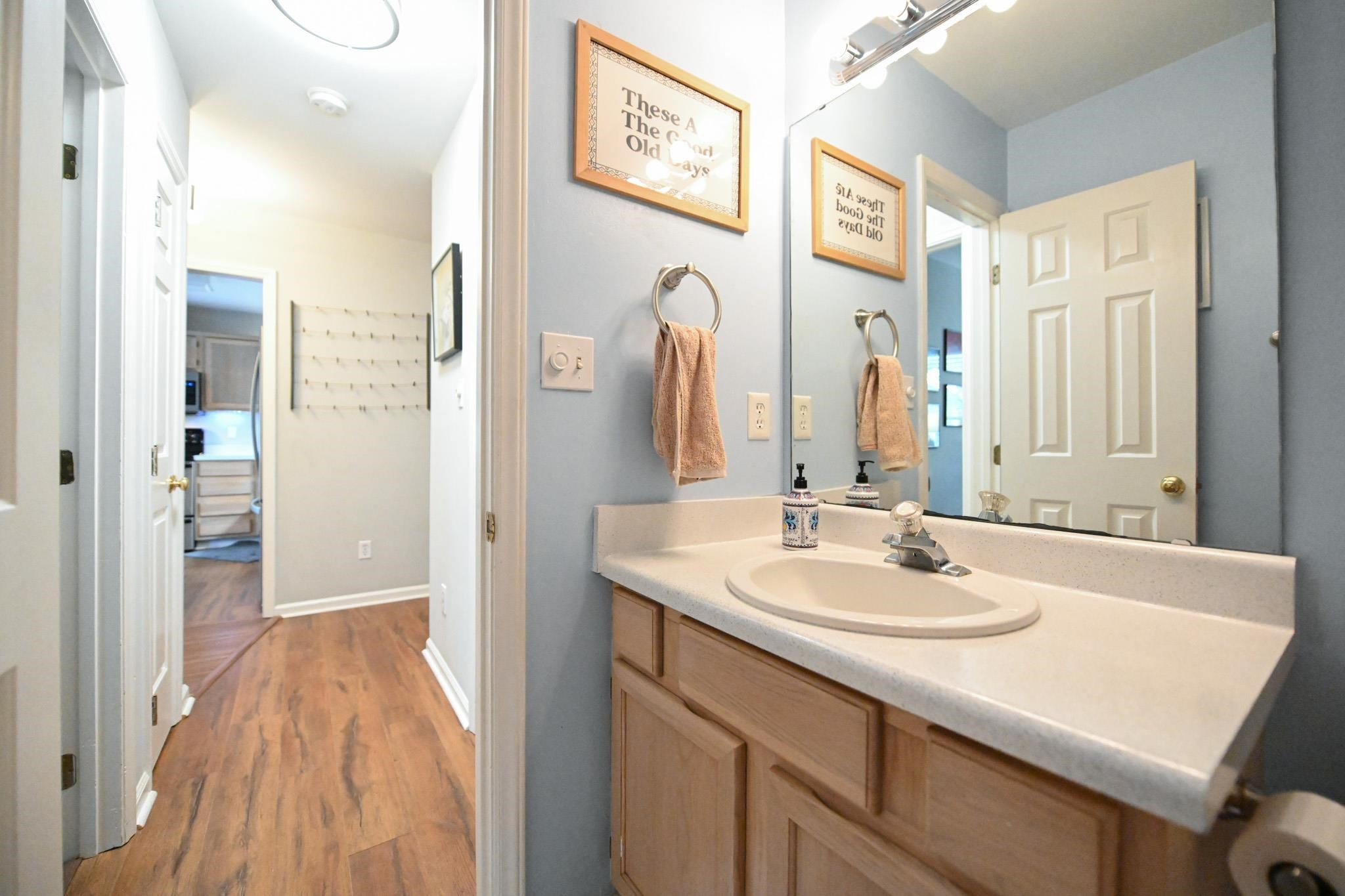 2404 Fields Of Broadlands Drive