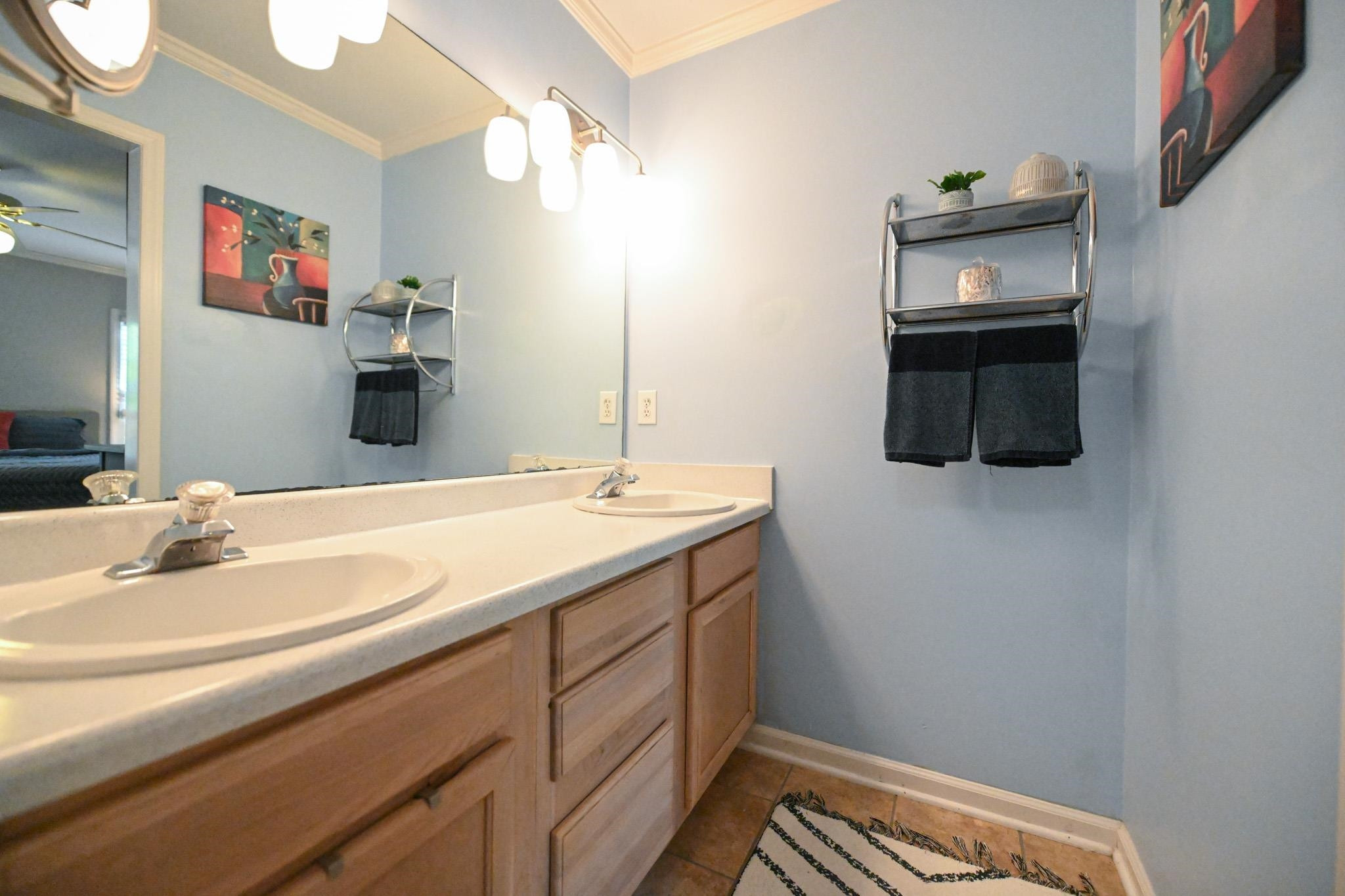 2404 Fields Of Broadlands Drive