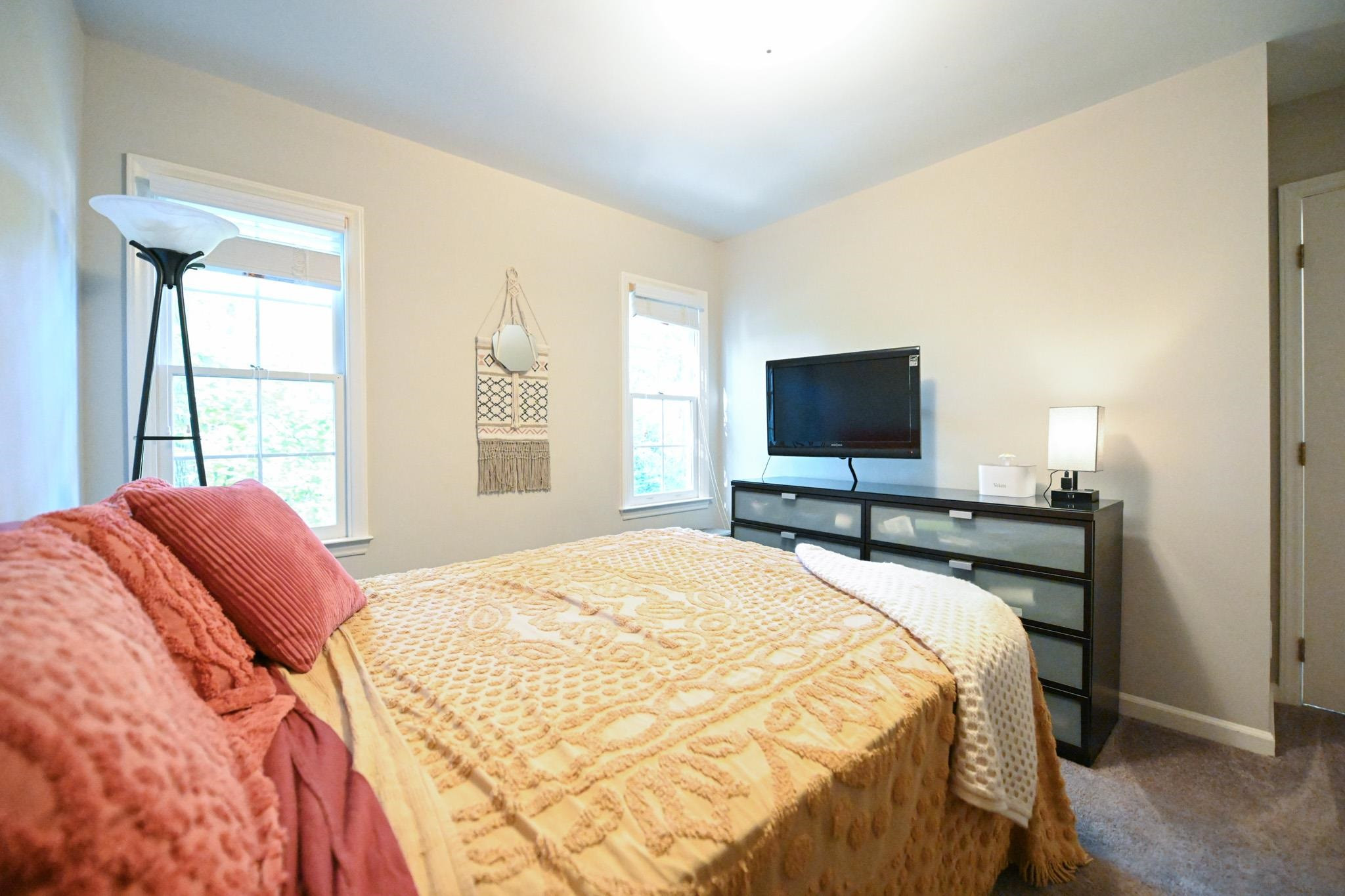 2404 Fields Of Broadlands Drive