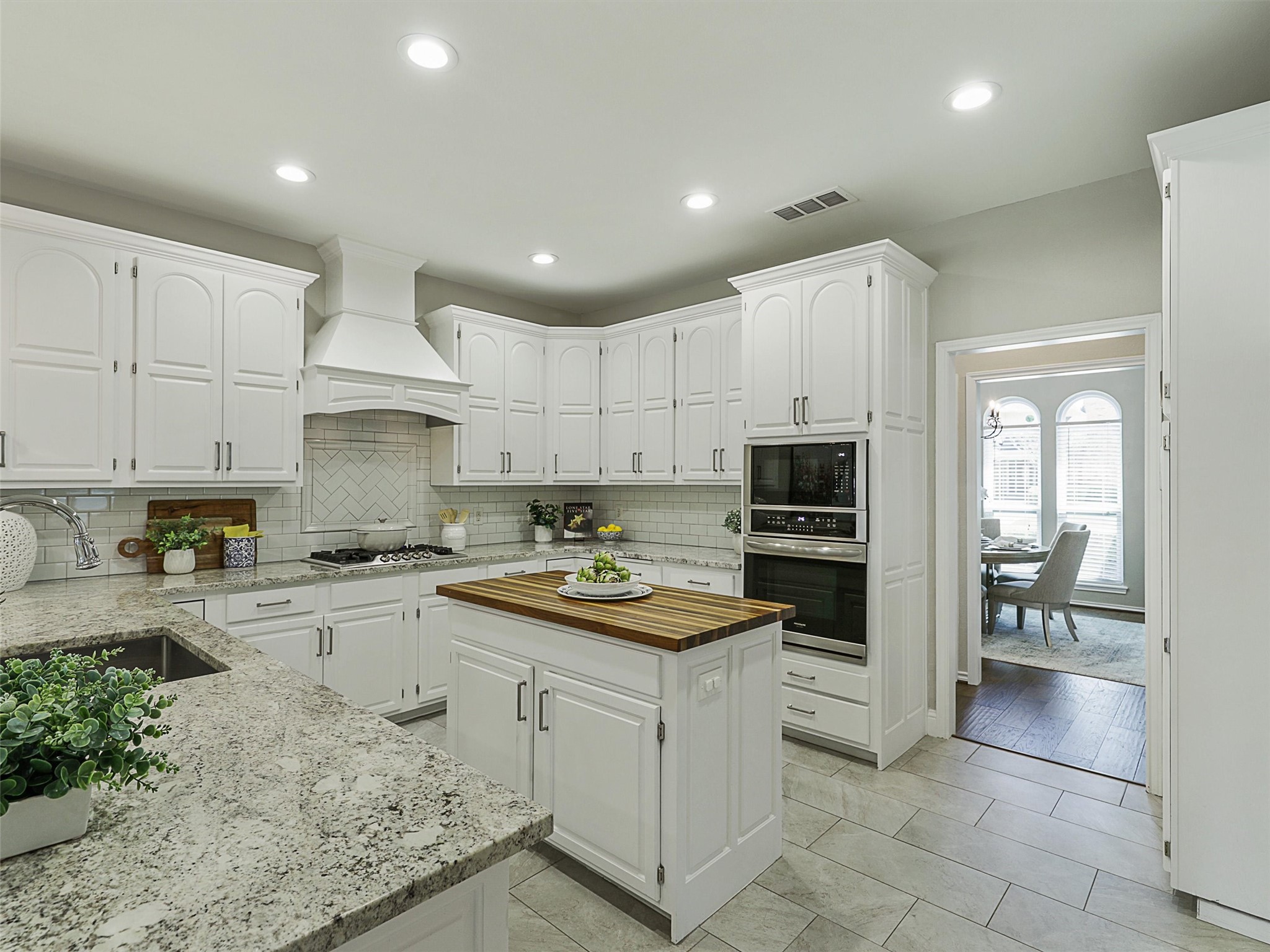2117 Merksem Court