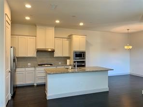 4090 Washburne Drive
