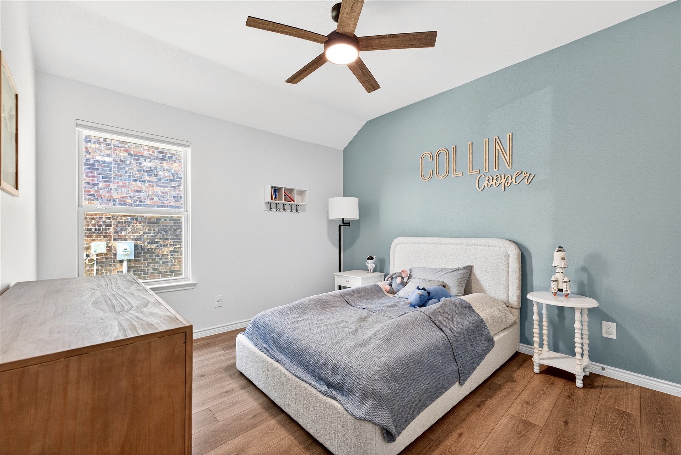 924 Royal Lane