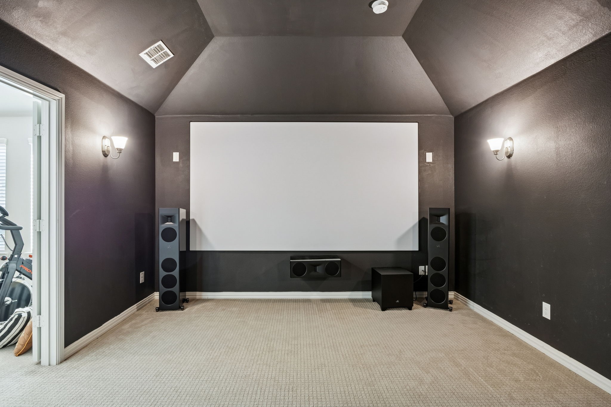 6333 Hall Road