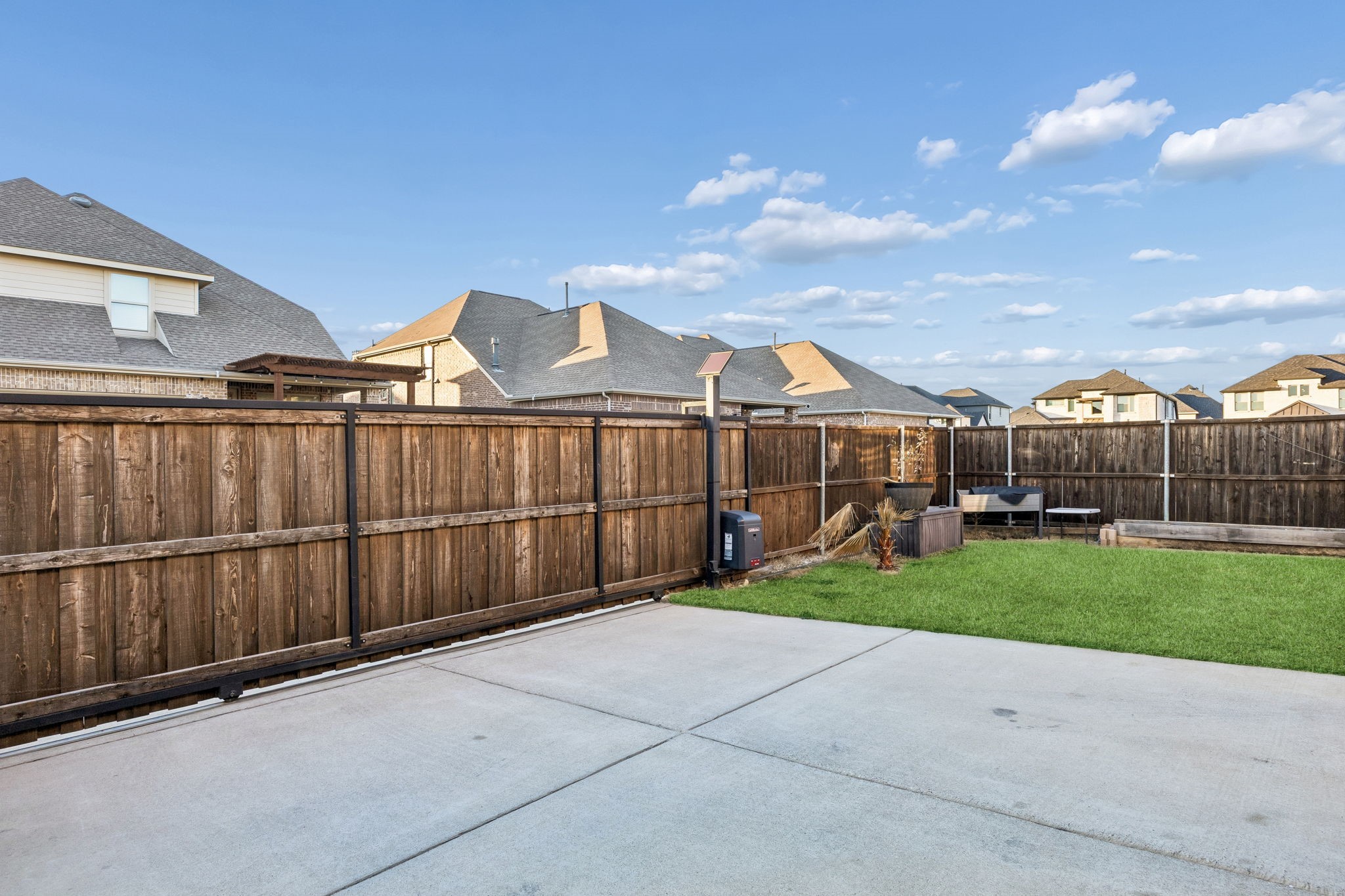 6333 Hall Road