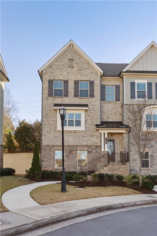 596 Henry Drive