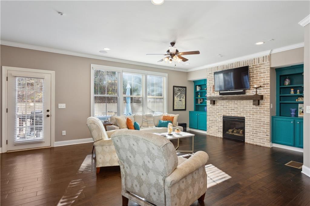 596 Henry Drive