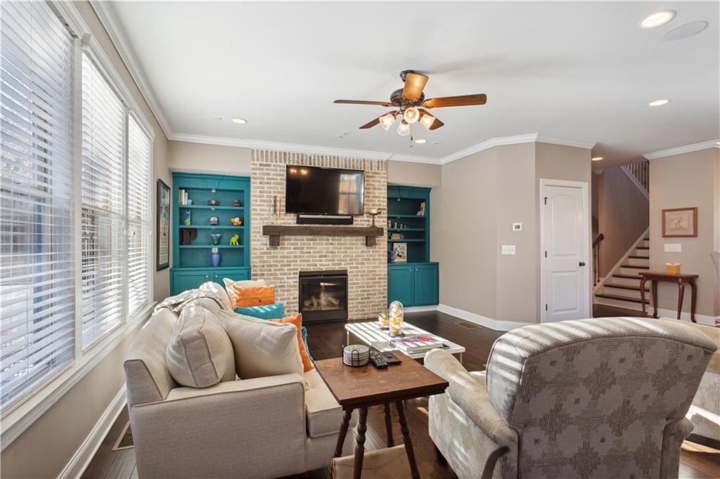 596 Henry Drive