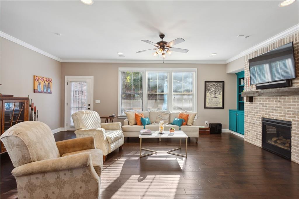 596 Henry Drive