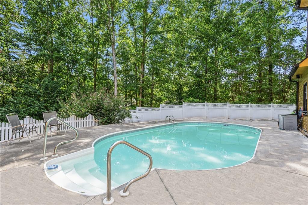 190 Rose Ridge Drive